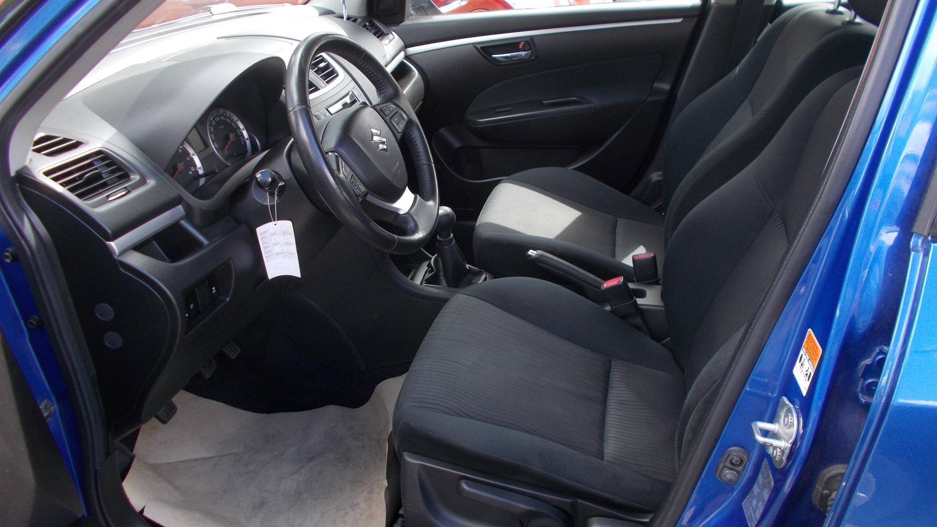 SUZUKI Swift 1.2i 16V GL Top 4x4 - 7