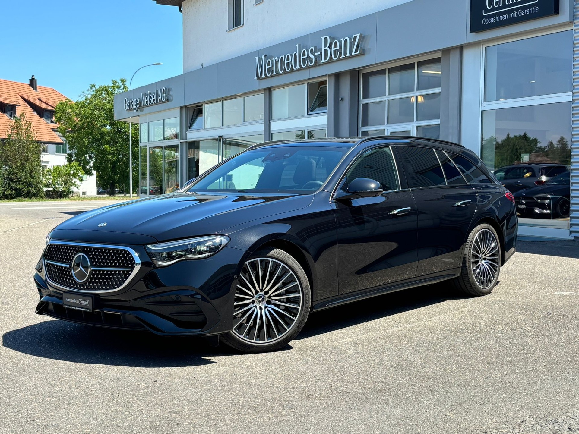 MERCEDES-BENZ E 300 de AMG-Line 4Matic Kombi