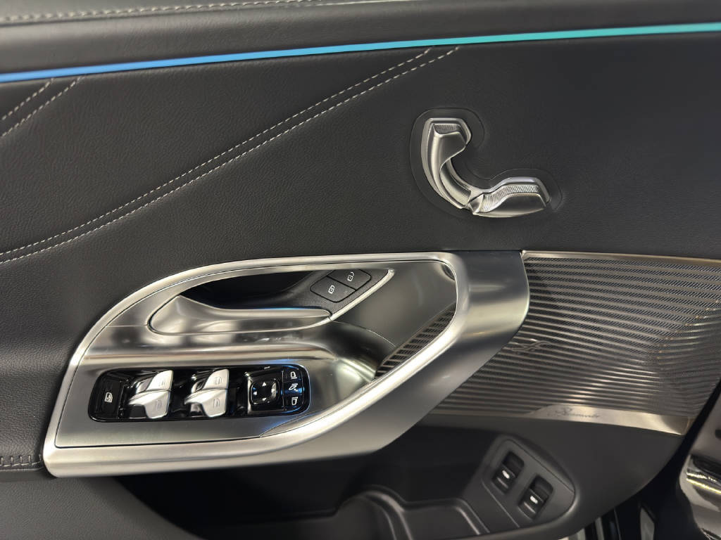 MERCEDES-BENZ C 400 4Matic EQ - 7