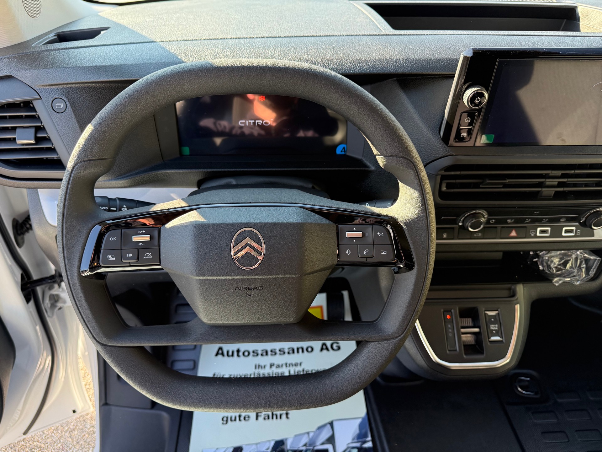 CITROEN Jumpy XL 2.2 BlueHDi 150 PS EAT8 Automat 1159 Kg.. Nutzlast - 15