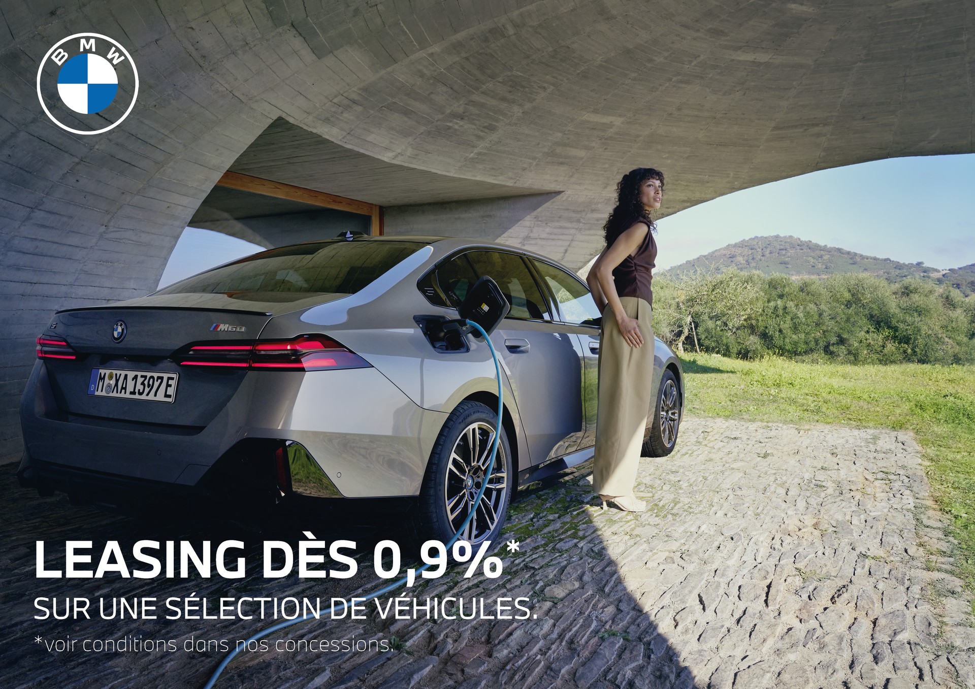 BMW 330e x DriveTouring Steptronic M Sport Pro - 2