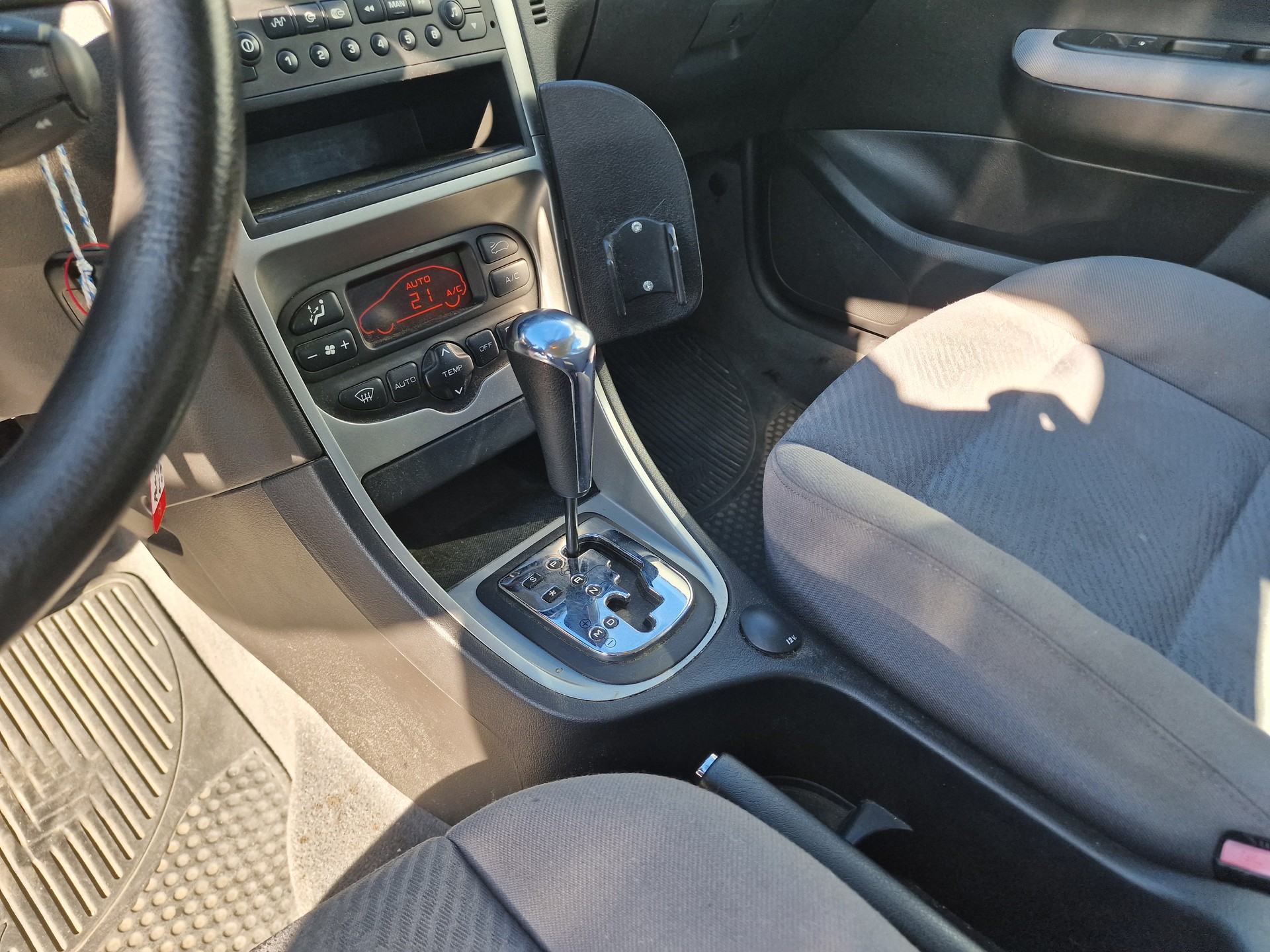 PEUGEOT 307 SW 2.0 16V MFK Neu 12Mt Gara - 13