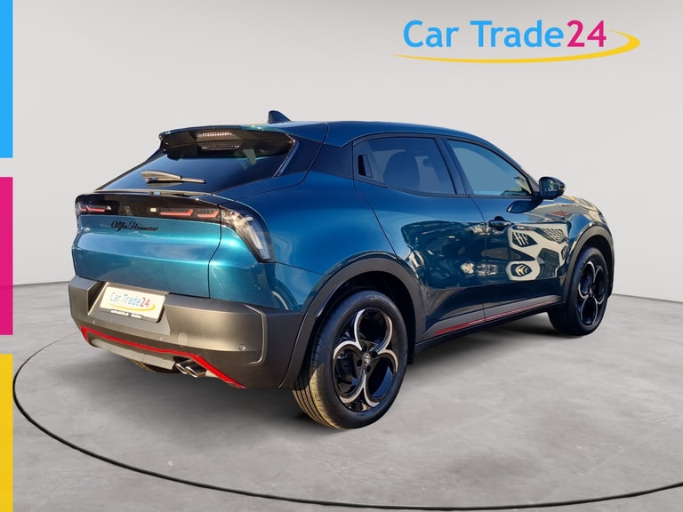 alfa-romeo Gallery 3