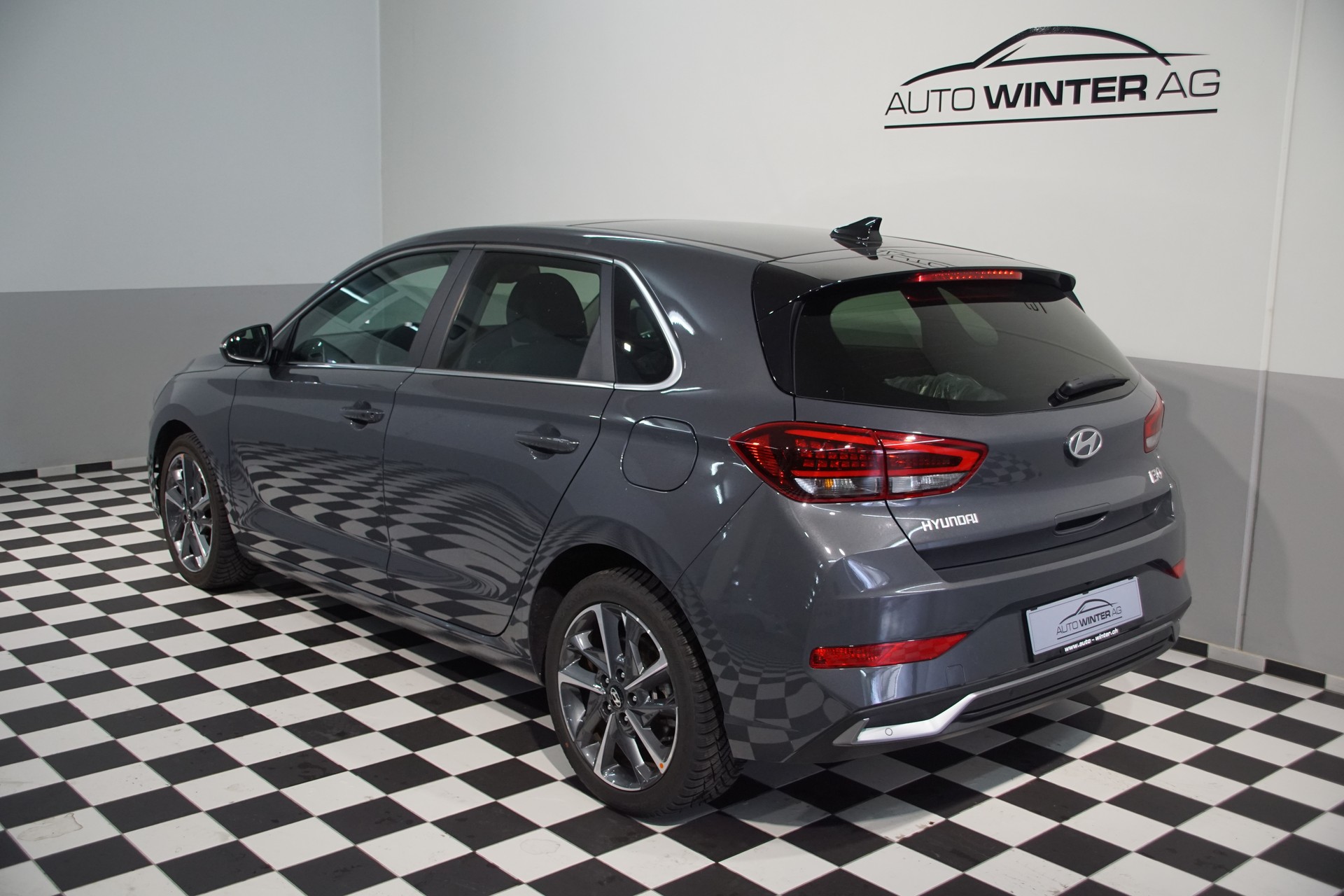 HYUNDAI i30 1.5 T-GDi Vertex 48V MH DCT *swiss* - 6
