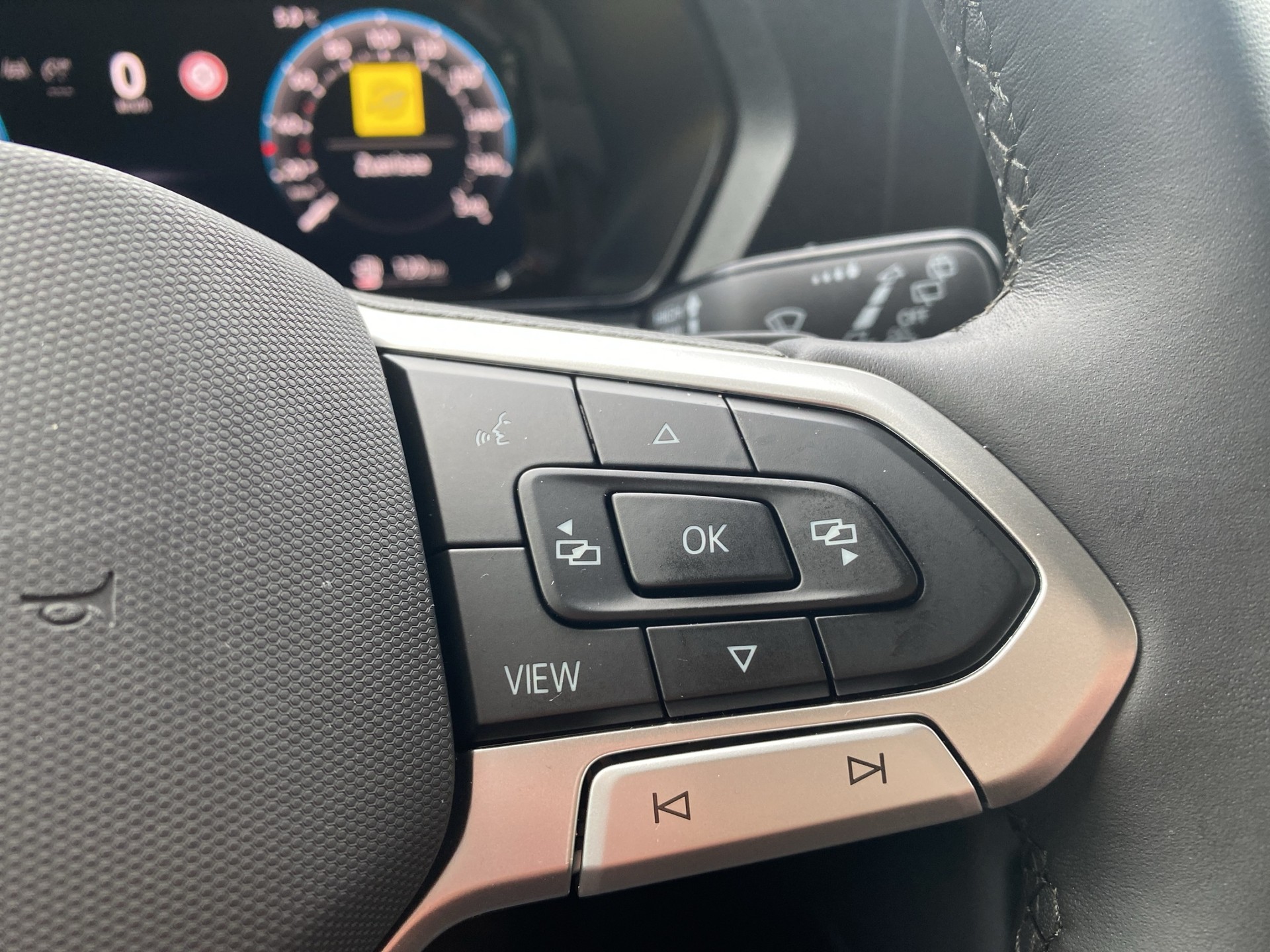 VW Caddy Maxi 1.5 TSI DSG - 13