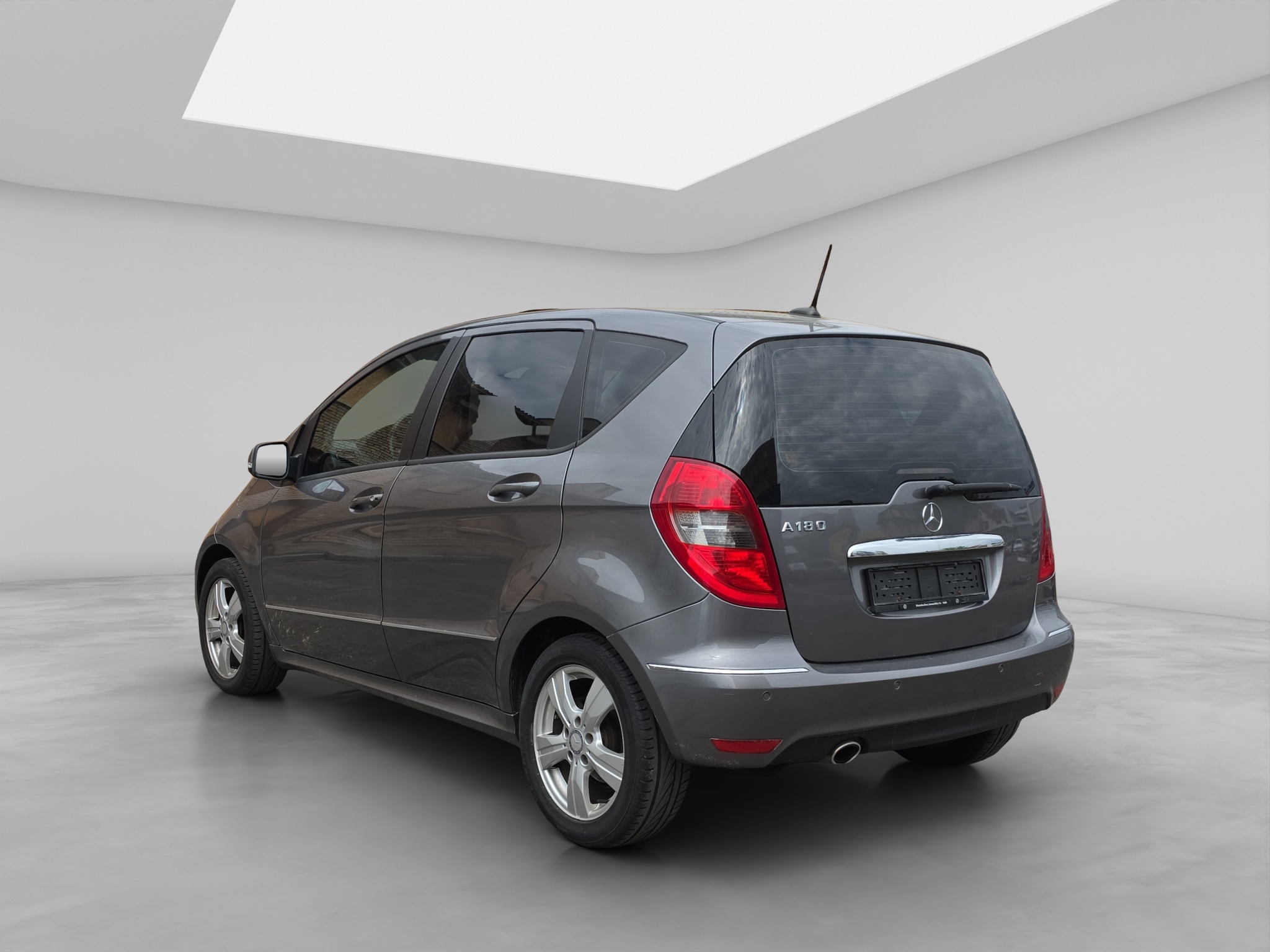 MERCEDES-BENZ A 180 4