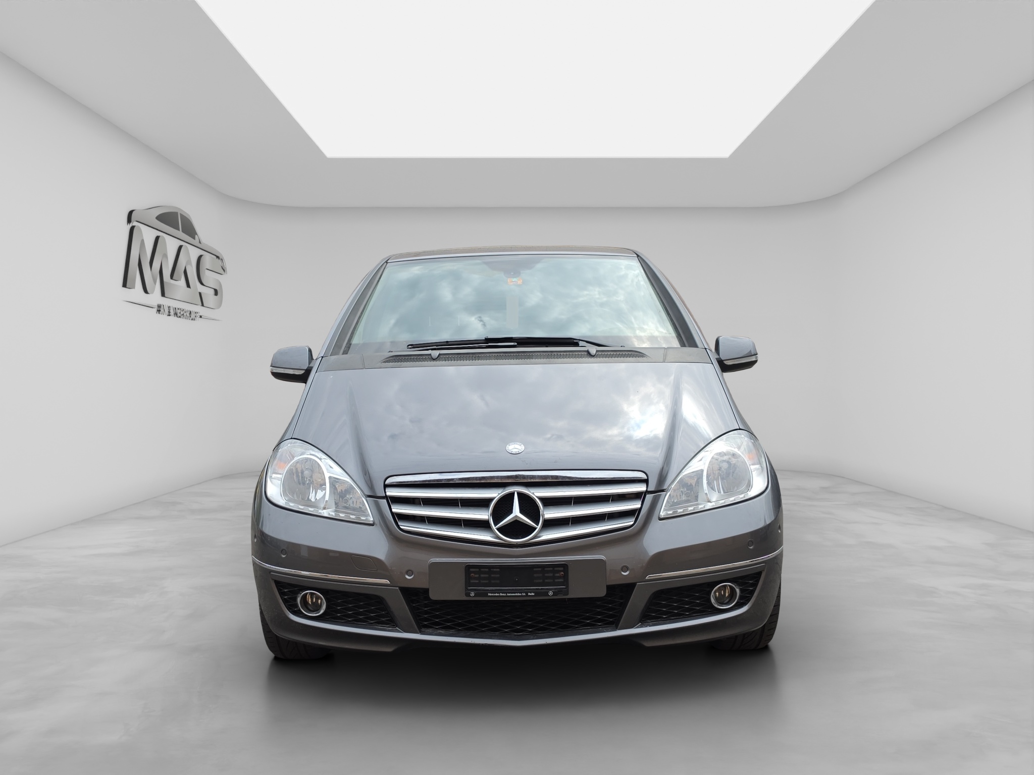 MERCEDES-BENZ A 180 2