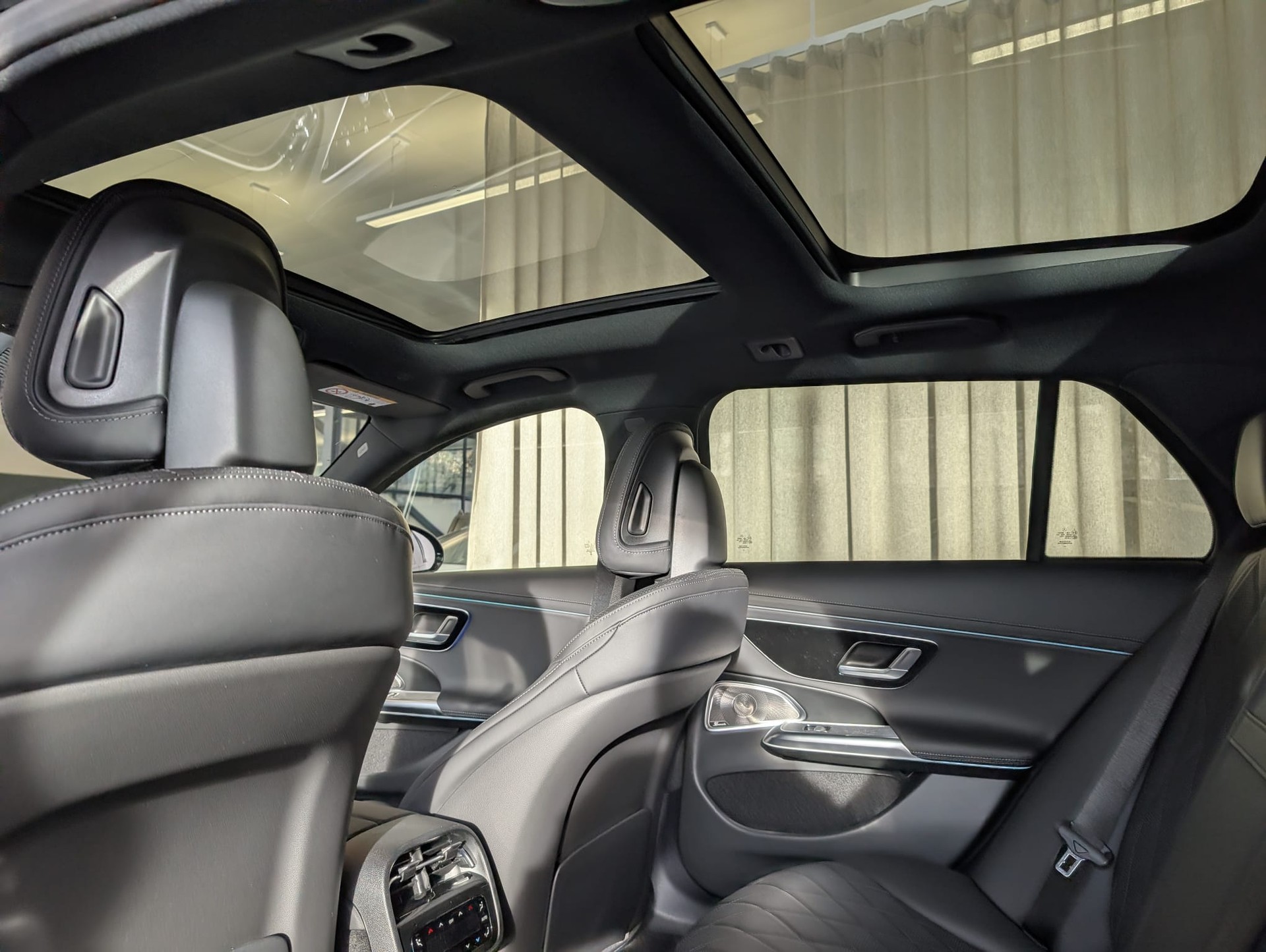 MERCEDES-BENZ E 450 d T 4Matic 9G-Tronic - 21