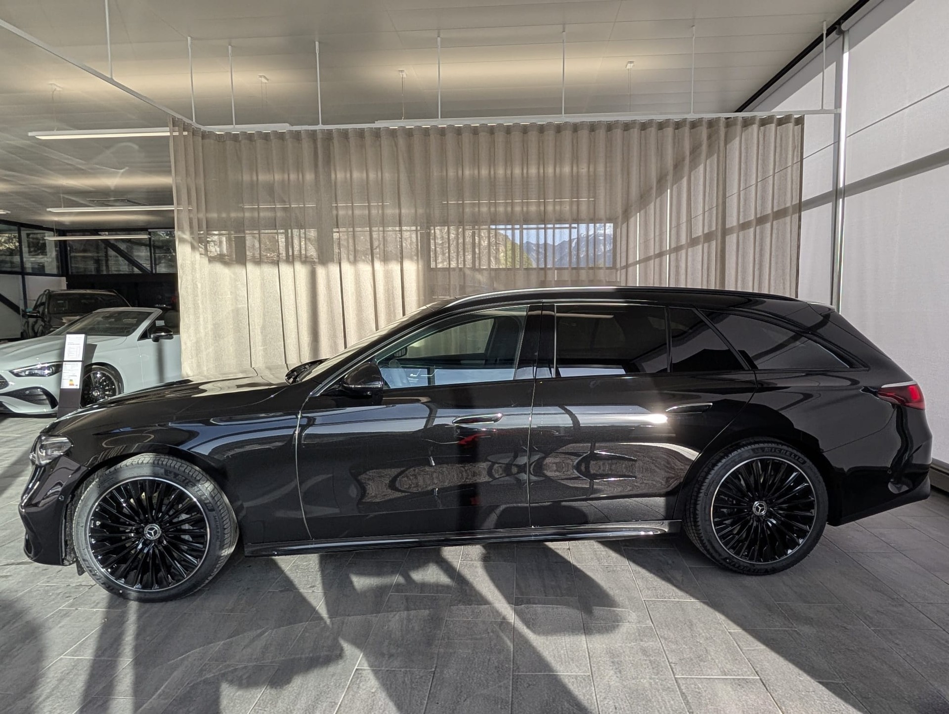 MERCEDES-BENZ E 450 d T 4Matic 9G-Tronic - 2