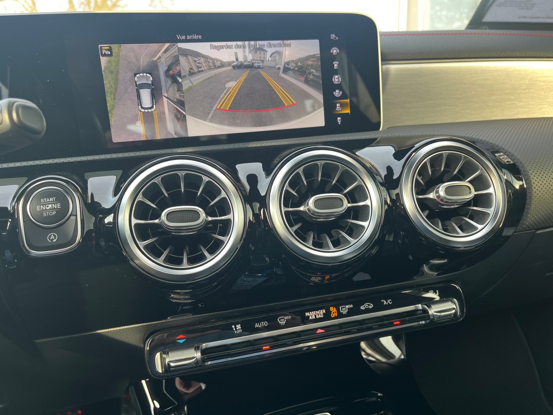 MERCEDES-BENZ CLA Shooting Brake 250 4Matic 7G-DCT AMG Line - 15