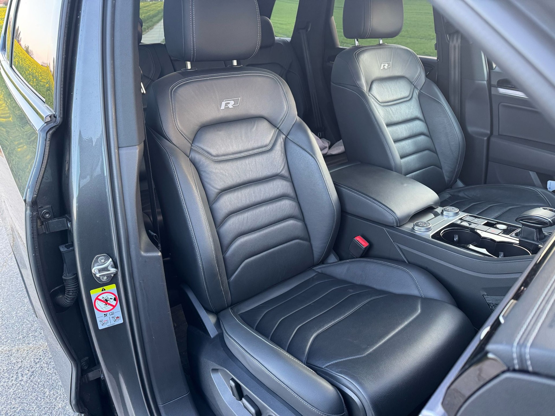 VW Touareg 3.0 TDI R Line Tiptronic - 3