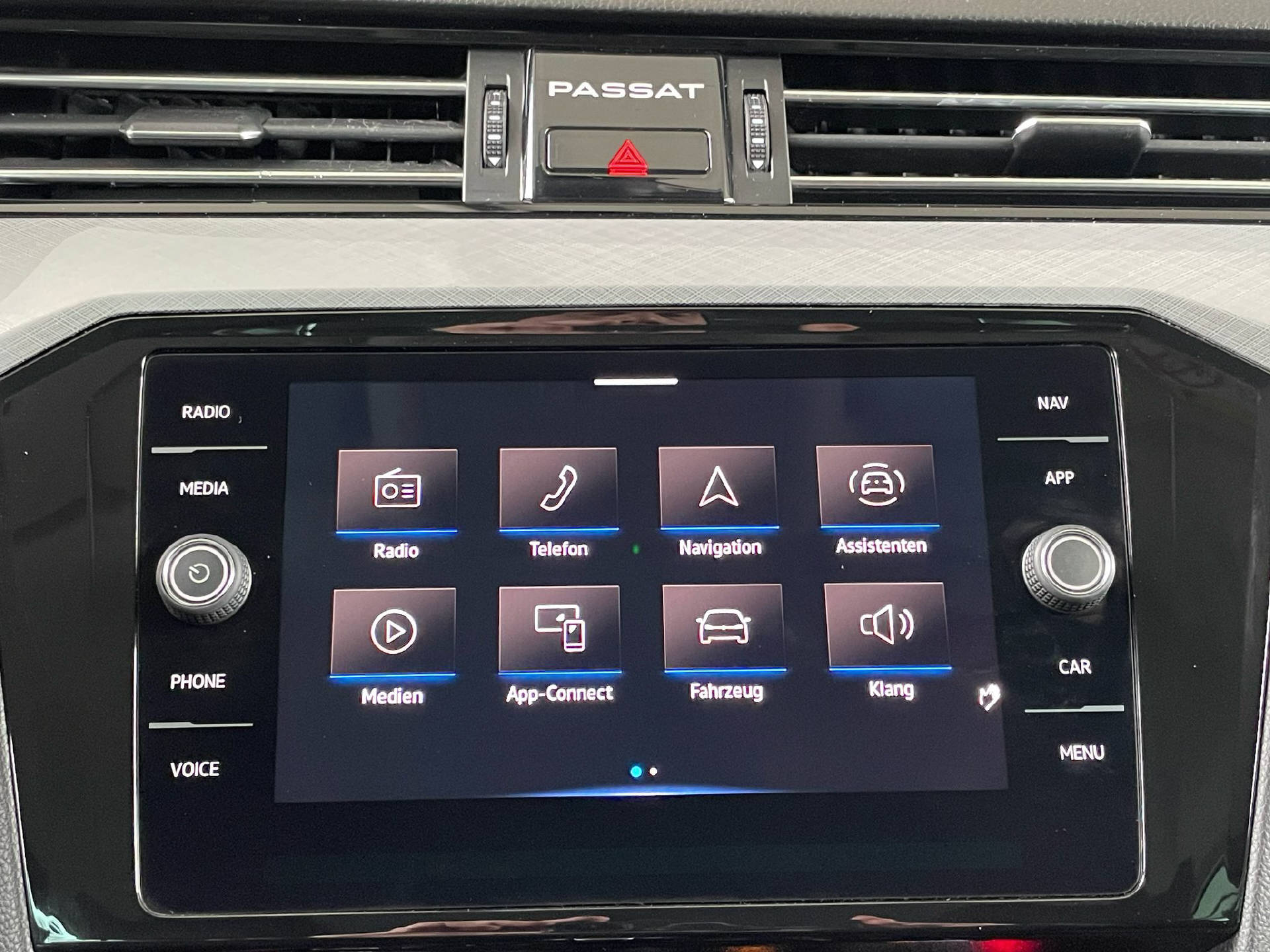 VW Passat Variant 1.5 TSI Business DSG-11