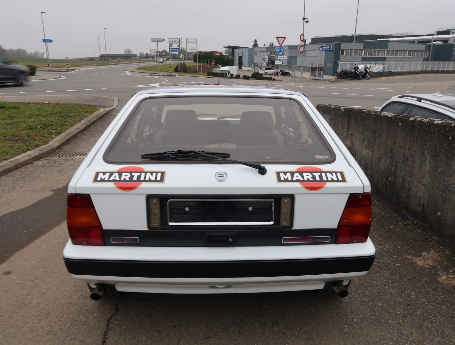 LANCIA Delta HF Integrale ABS - Etat d'origine remarquable - Ligne magistrale et combinaison de couleurs Martini (vétéran) - 3