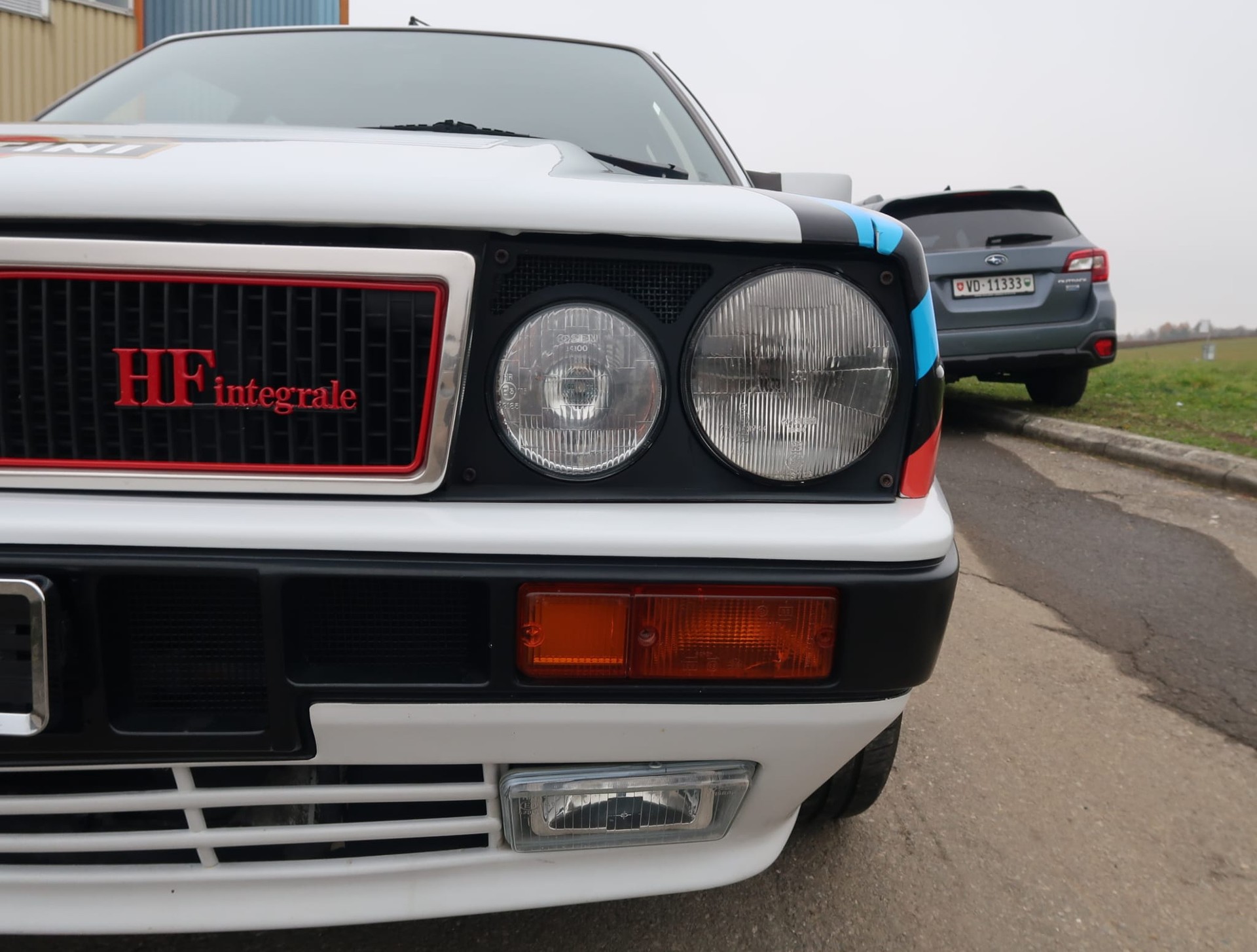LANCIA Delta HF Integrale ABS - Etat d'origine remarquable - Ligne magistrale et combinaison de couleurs Martini (vétéran) - 8