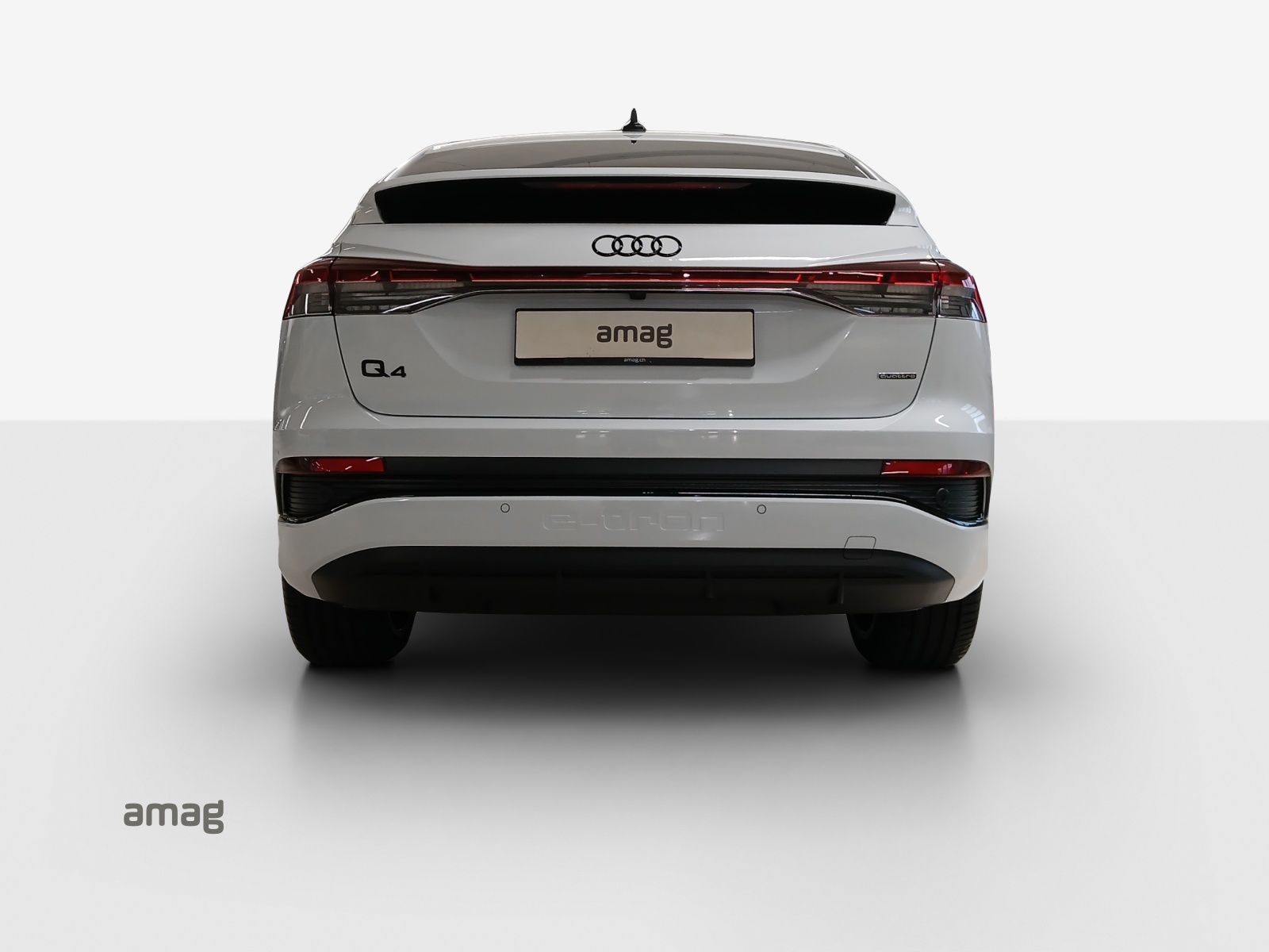 AUDI Q4 Sportback e-tron 45 Attraction quattro - 4