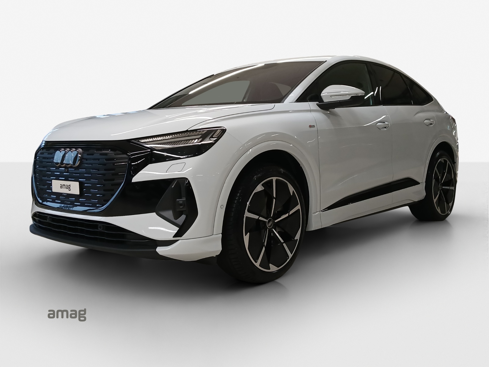 AUDI Q4 Sportback e-tron 45 Attraction quattro