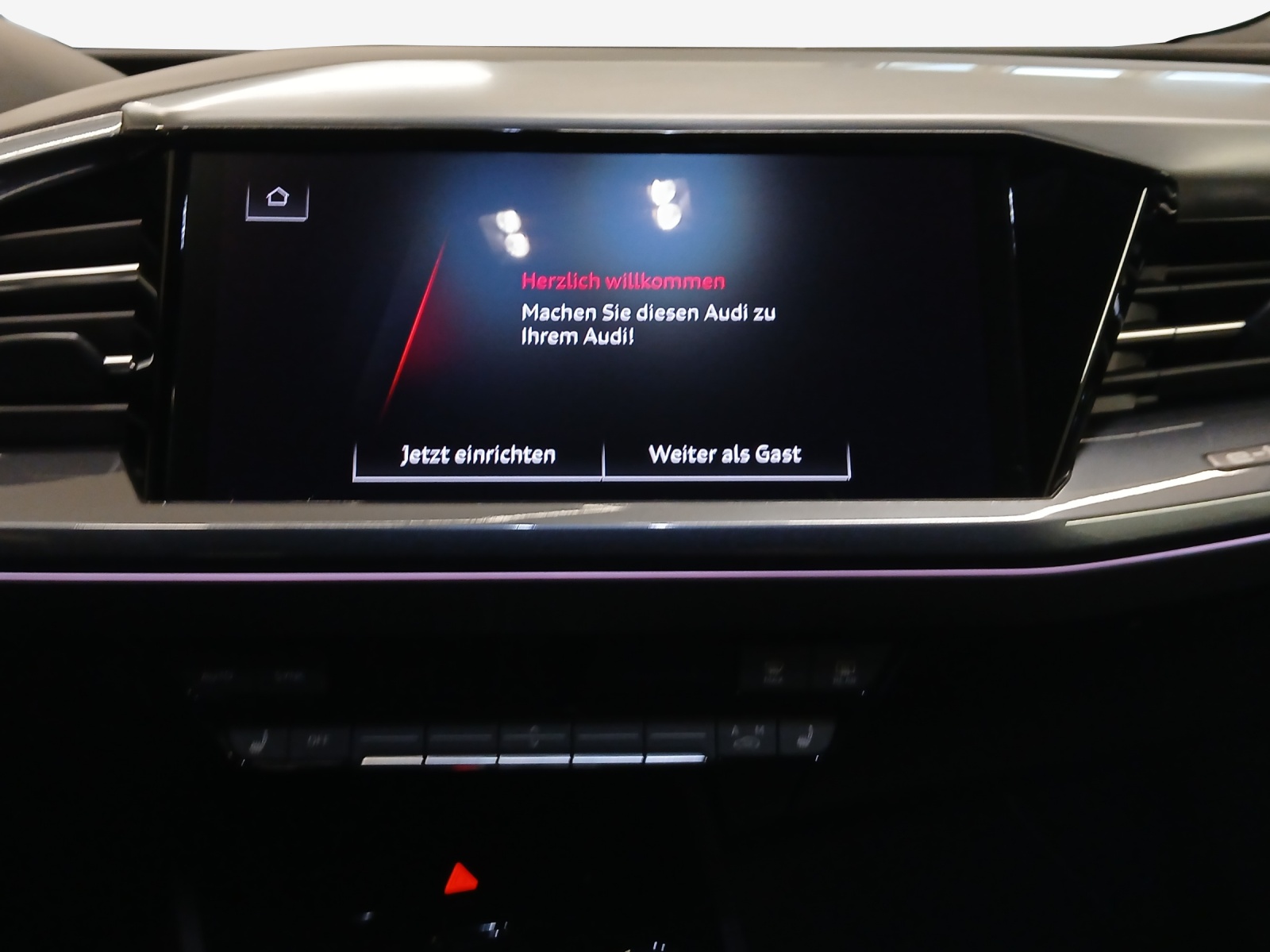 AUDI Q4 Sportback e-tron 45 Attraction quattro - 11