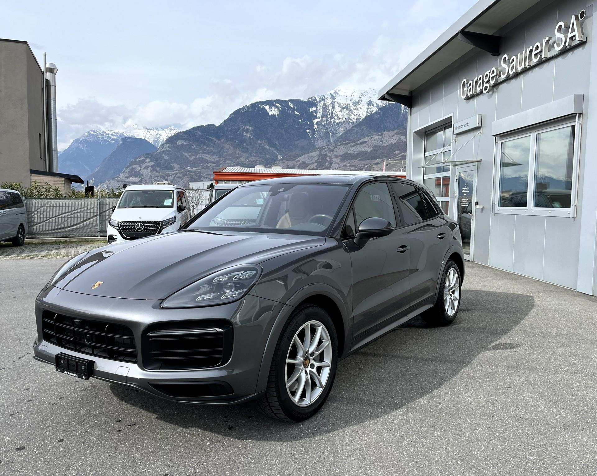 PORSCHE Cayenne S - 3