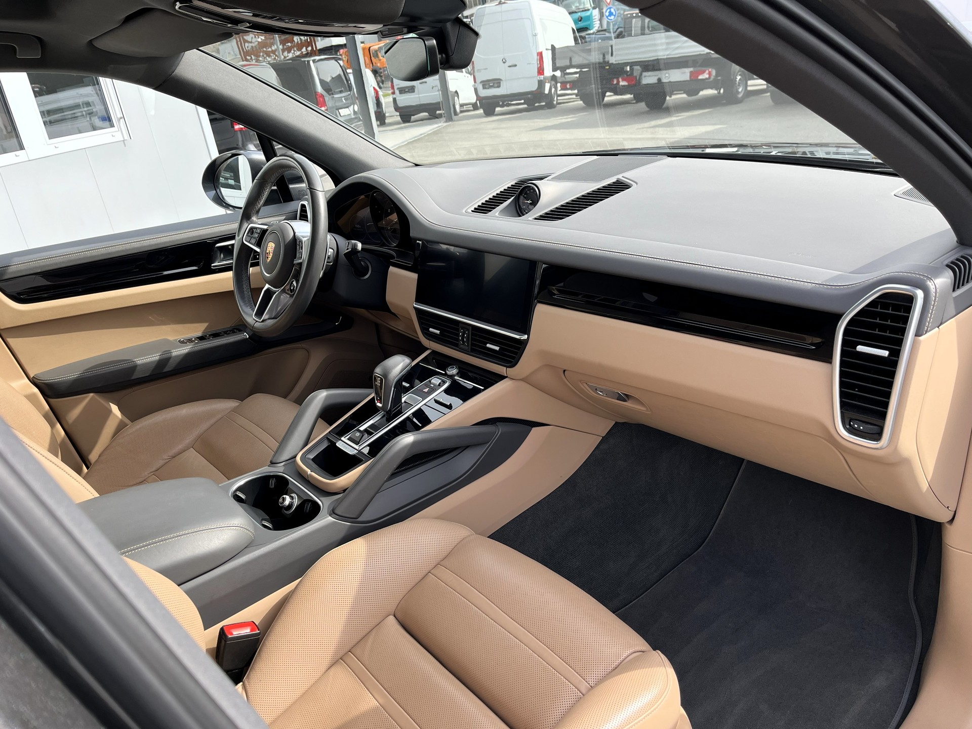 PORSCHE Cayenne S - 11