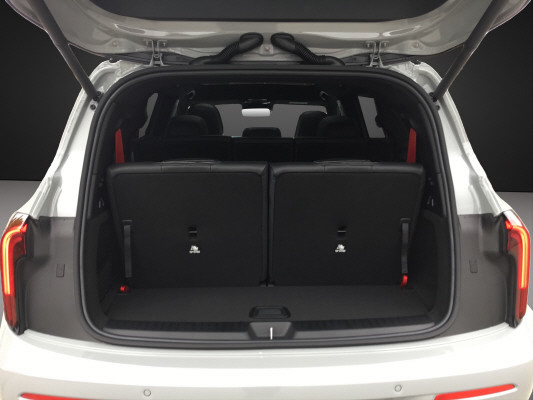 MERCEDES-BENZ GLB 220 4Matic 8G-Tronic - 12