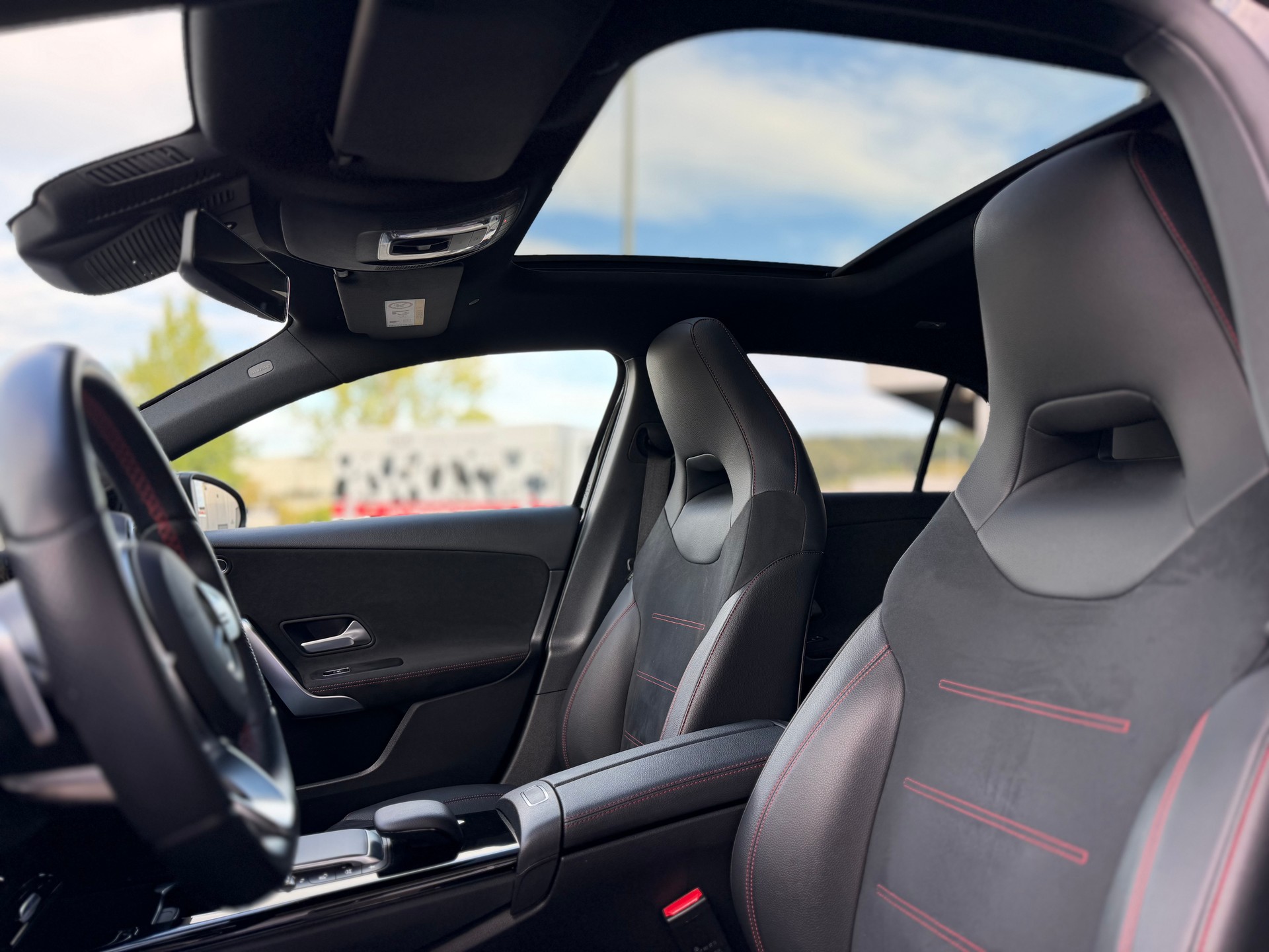 MERCEDES-BENZ A 250 4Matic AMG Line 4Matic 7G-DCT - 6