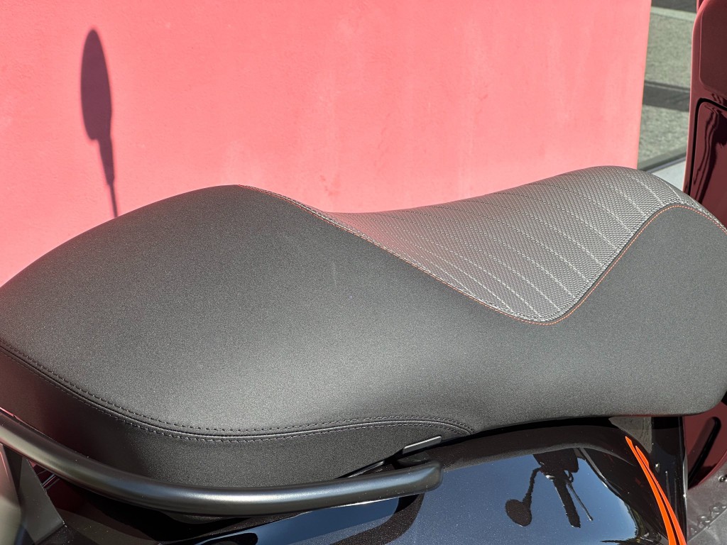 PIAGGIO Vespa GTV 300 - 11
