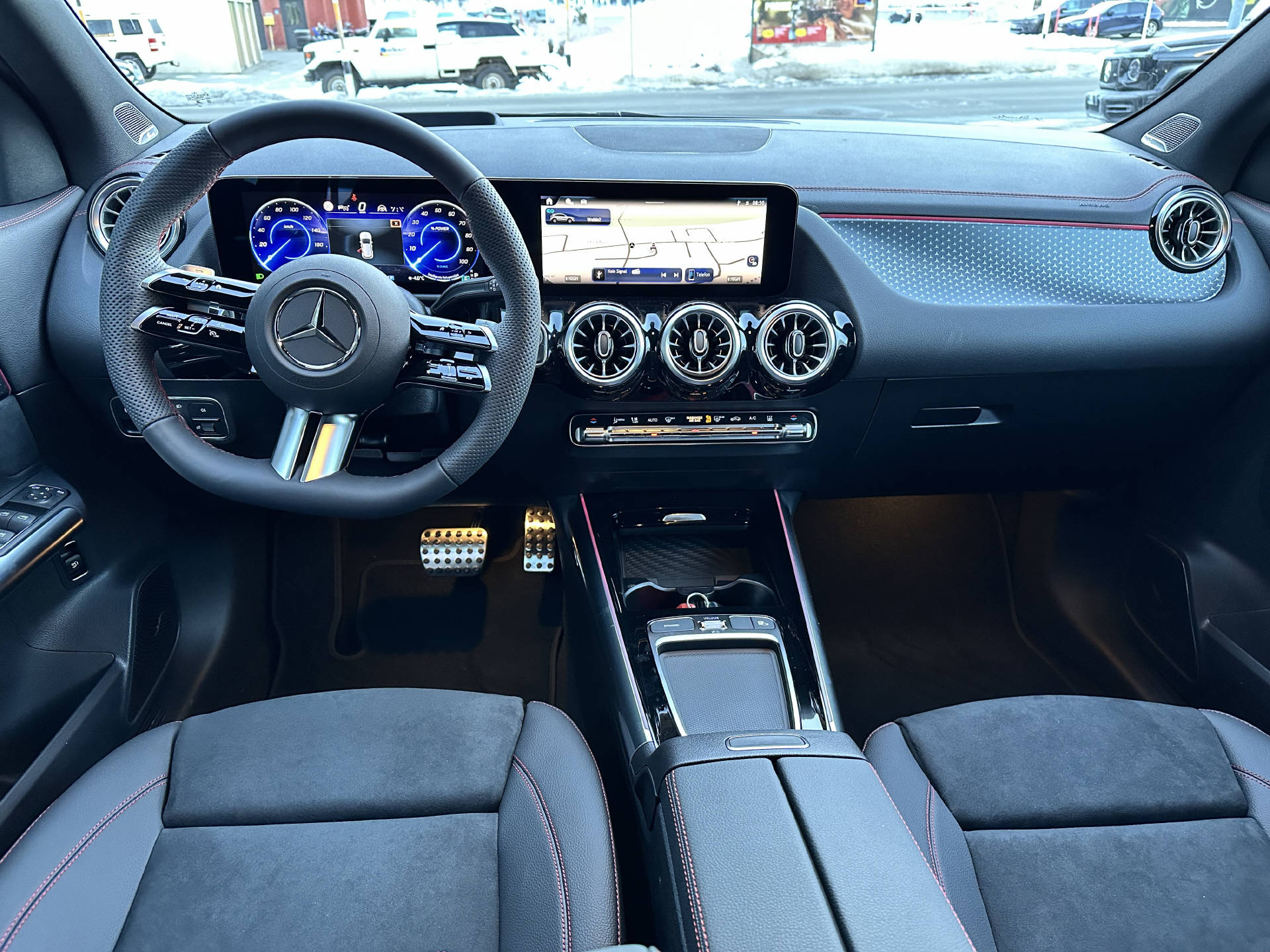 MERCEDES-BENZ EQA 350 Excellence AMG Line 4matic - 10