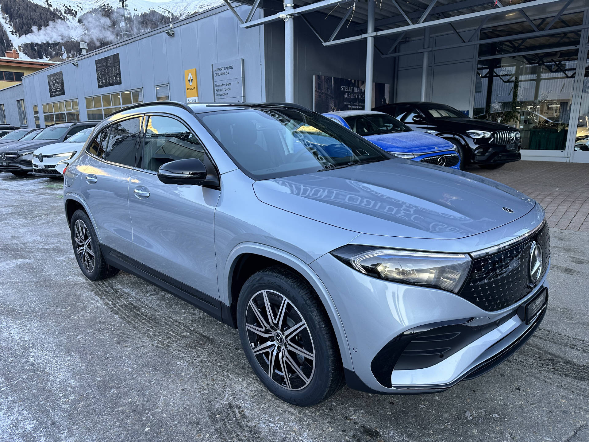 MERCEDES-BENZ EQA 350 Excellence AMG Line 4matic - 3