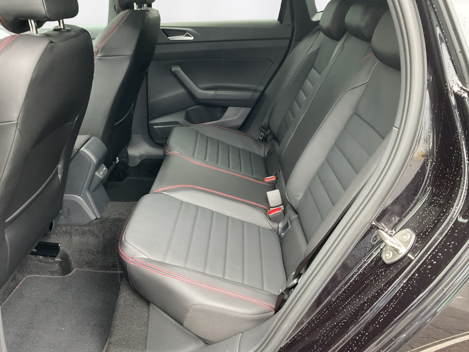 VW Polo 2.0 TSI GTI DSG - 11