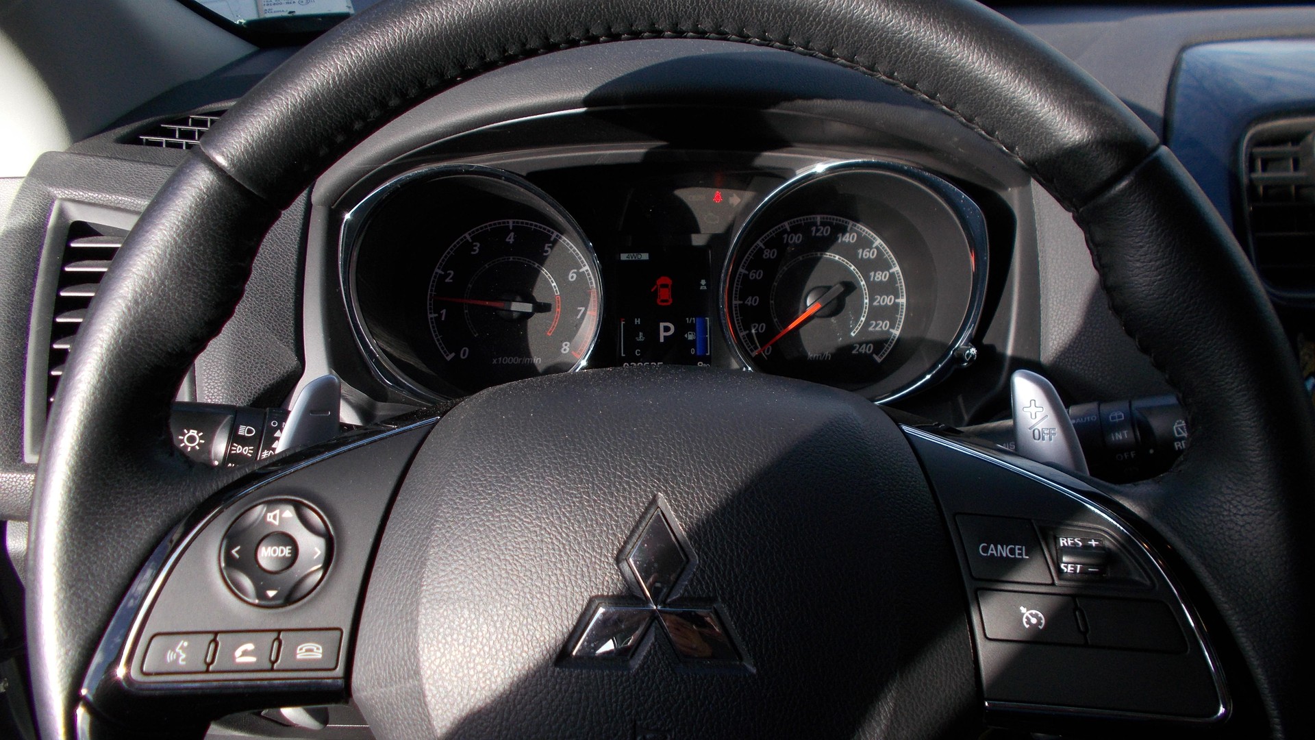 MITSUBISHI ASX 2.0 MIVEC Value 4WD Automat - 10