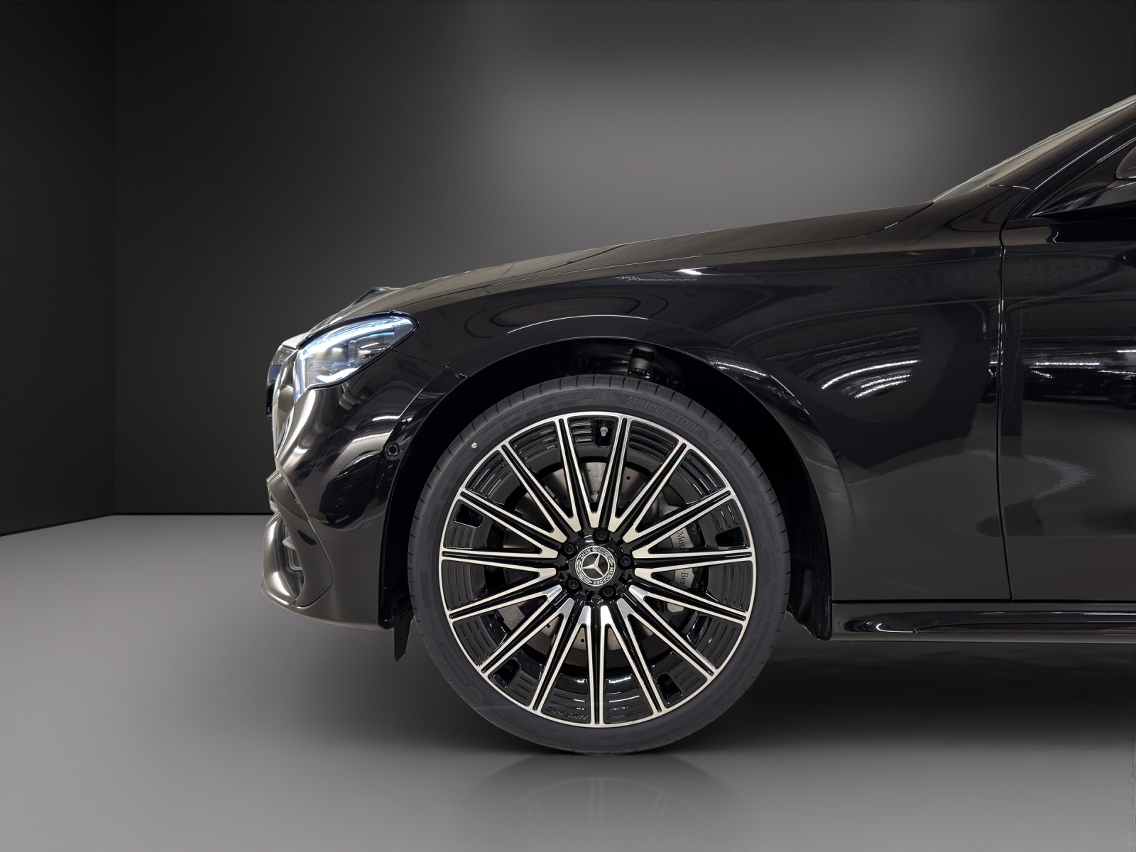 MERCEDES-BENZ E 220 d 4Matic 9G-Tronic - 8