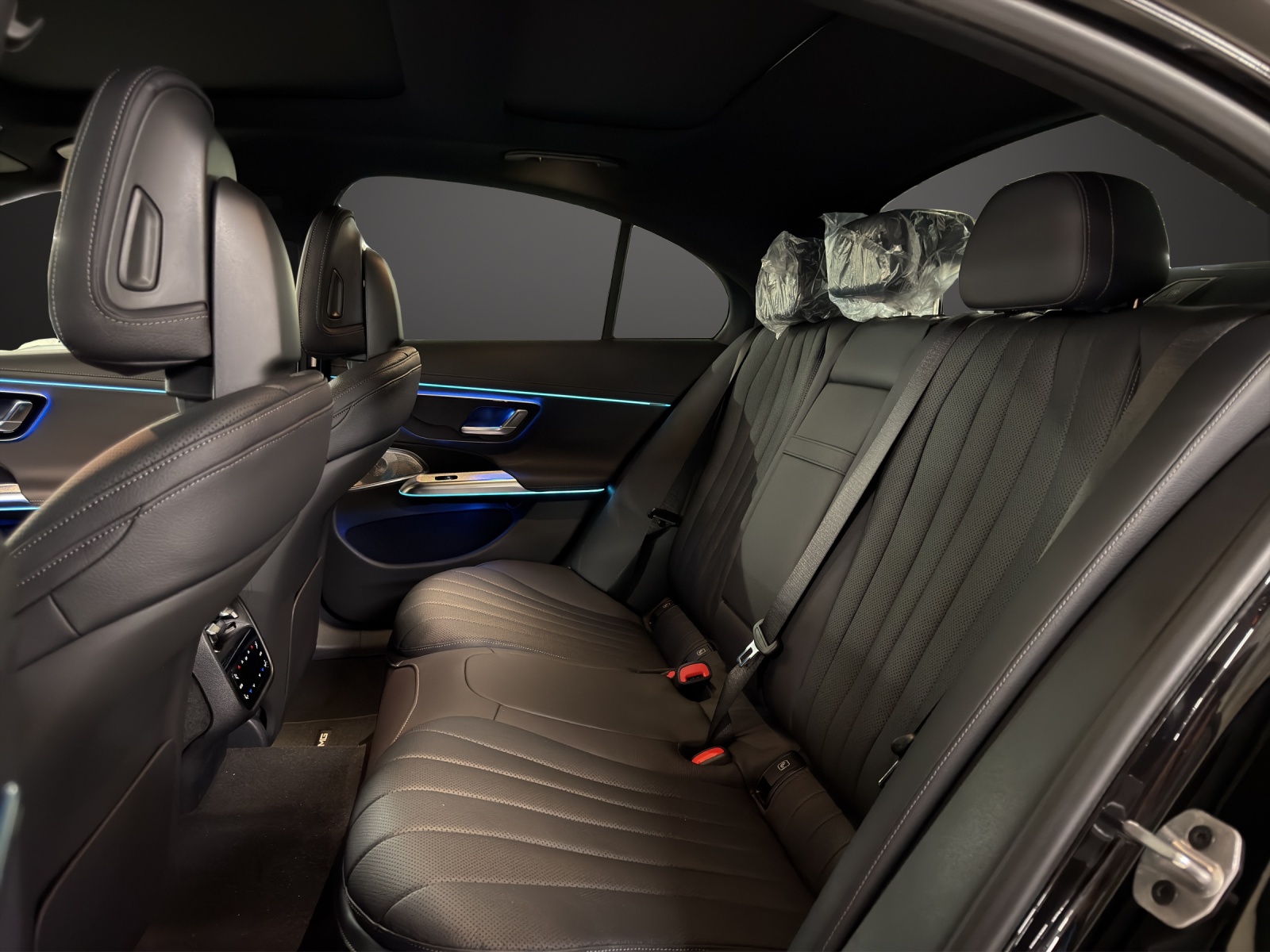 MERCEDES-BENZ E 220 d 4Matic 9G-Tronic - 11