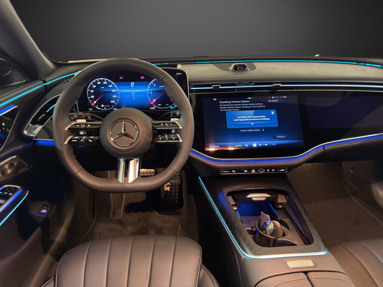 MERCEDES-BENZ E 220 d 4Matic 9G-Tronic - 9