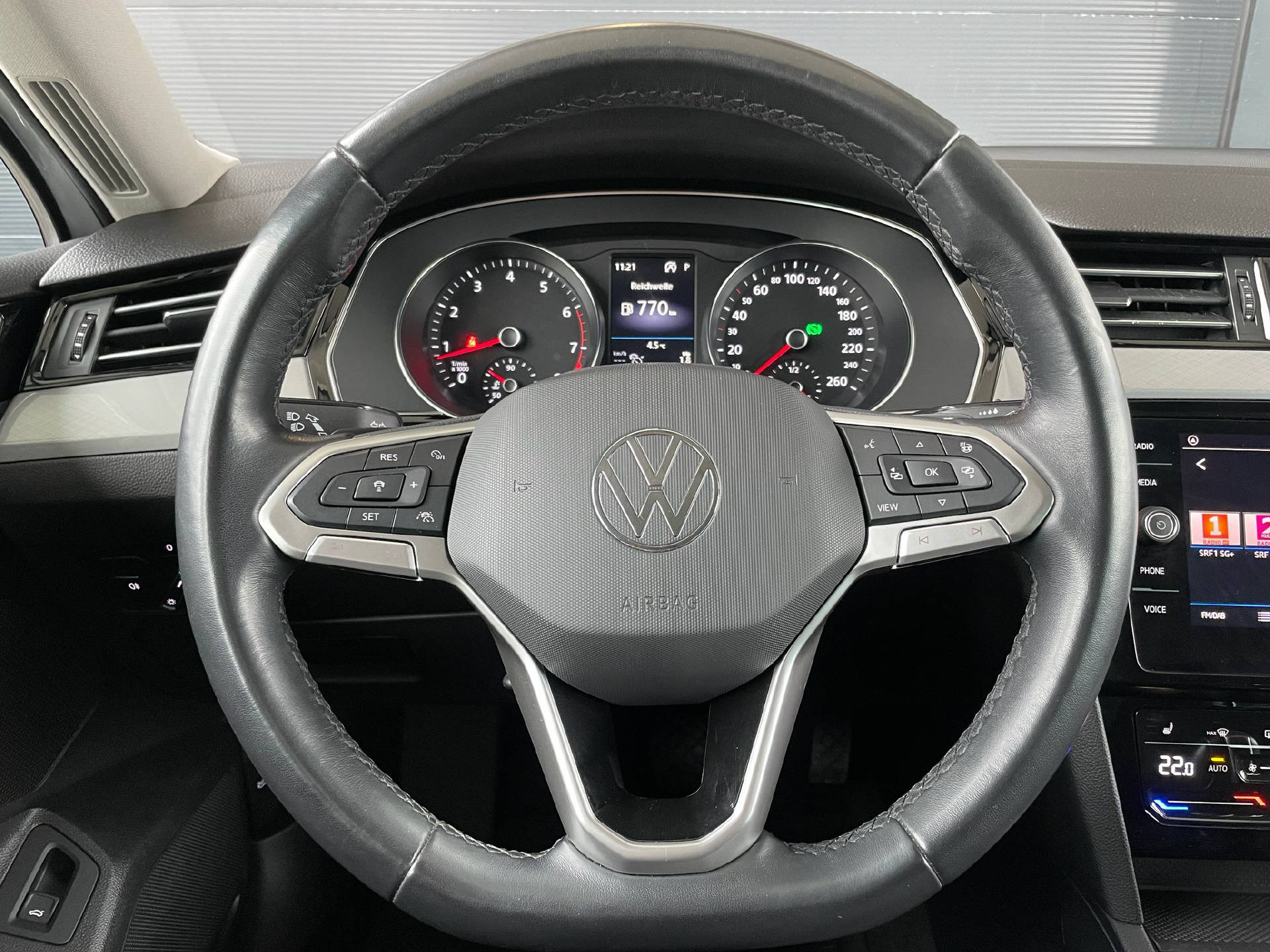 VW Passat Variant 1.5 TSI Business DSG-7