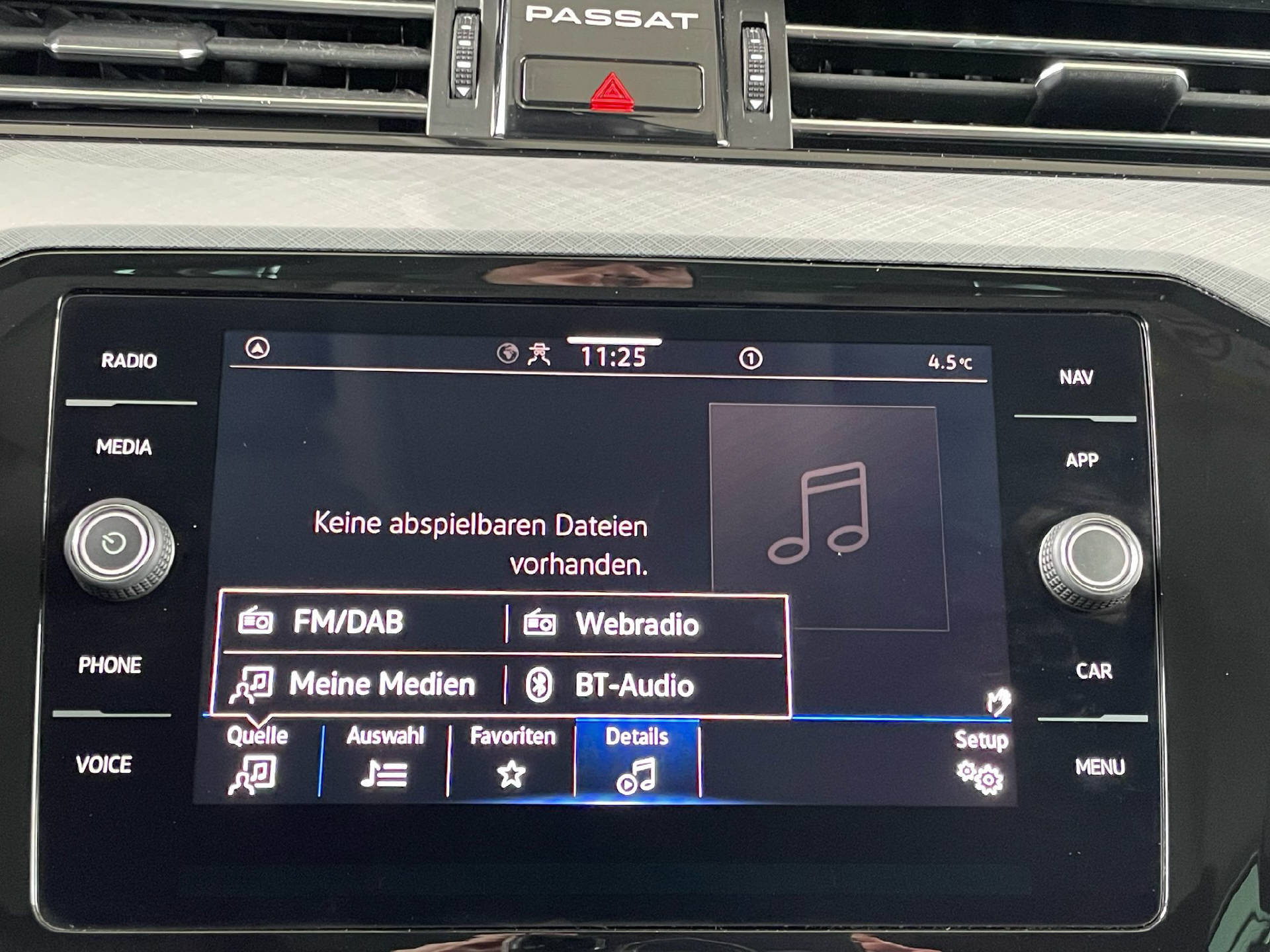 VW Passat Variant 1.5 TSI Business DSG-13