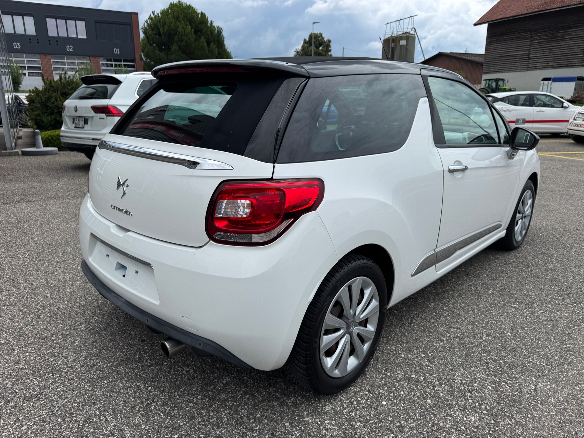 DS AUTOMOBILES DS3 Cabrio 1.2 VTi Chic - 4