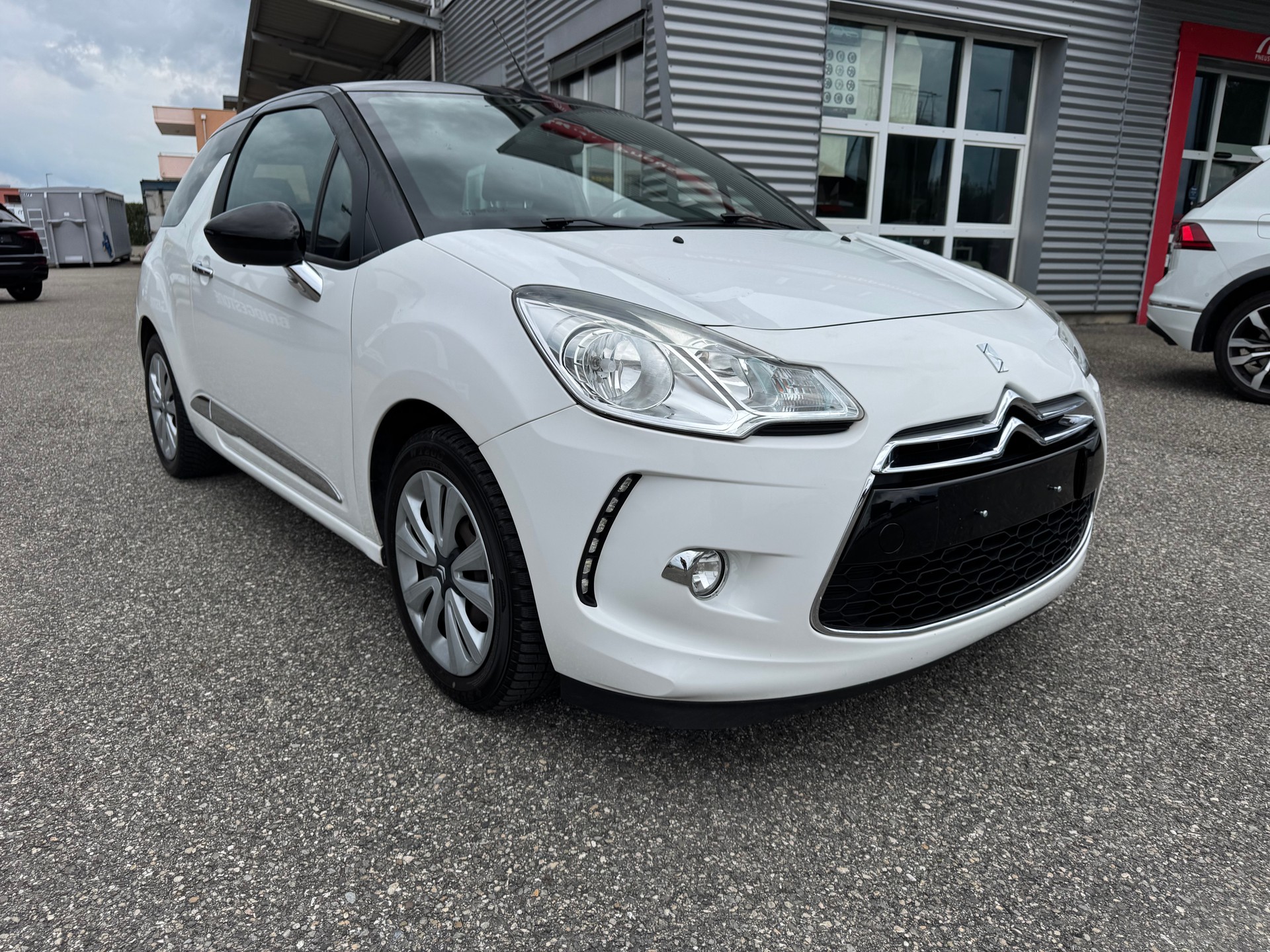 DS AUTOMOBILES DS3 Cabrio 1.2 VTi Chic