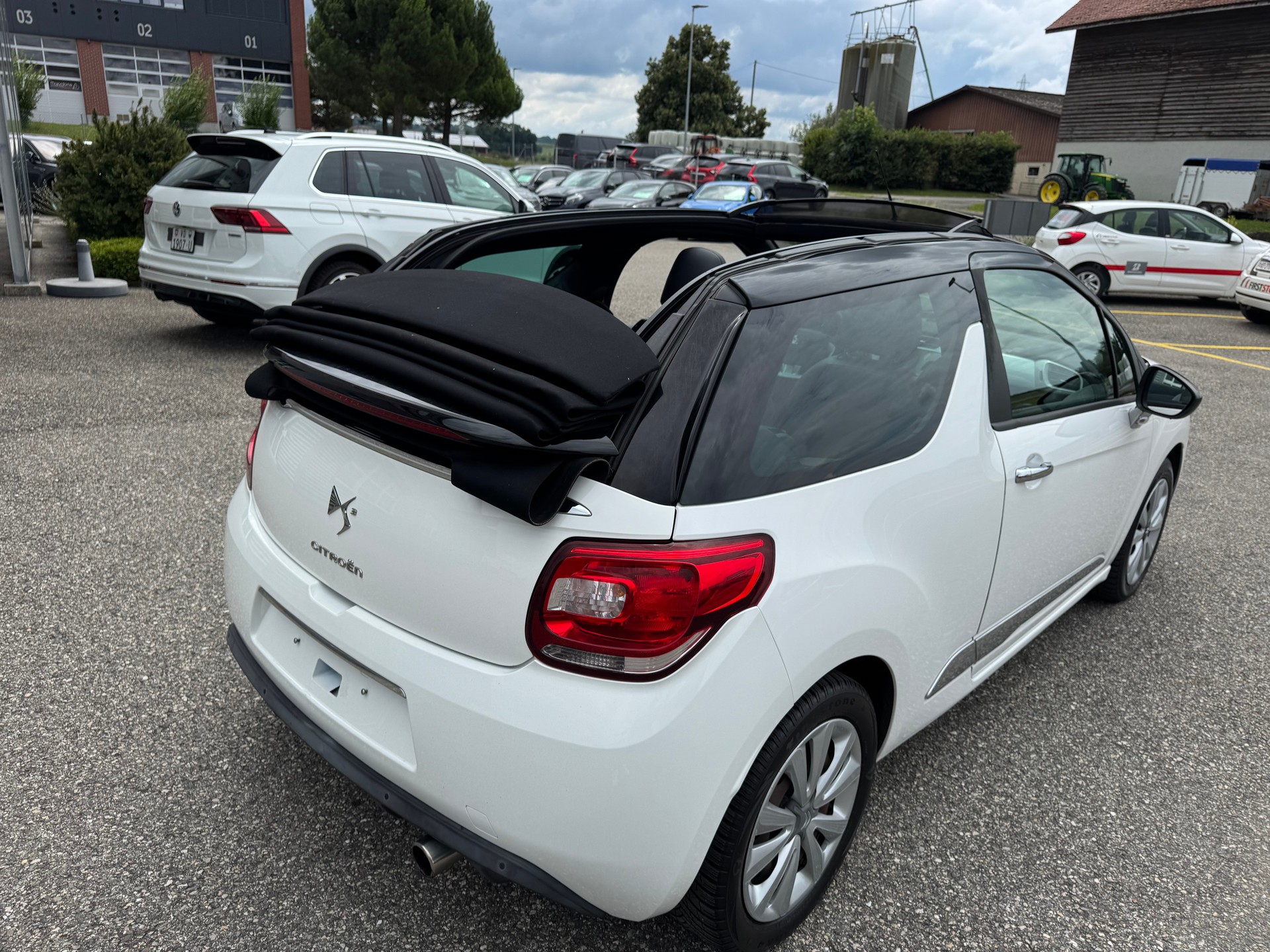 DS AUTOMOBILES DS3 Cabrio 1.2 VTi Chic - 11