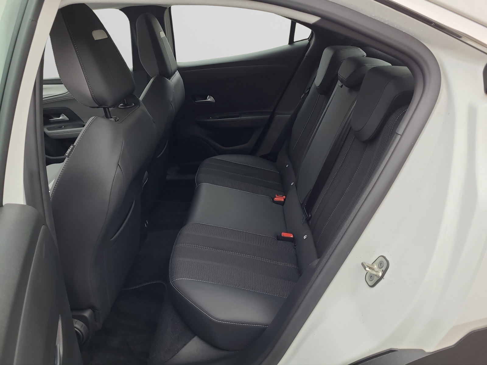 OPEL Mokka e Elegance - 11