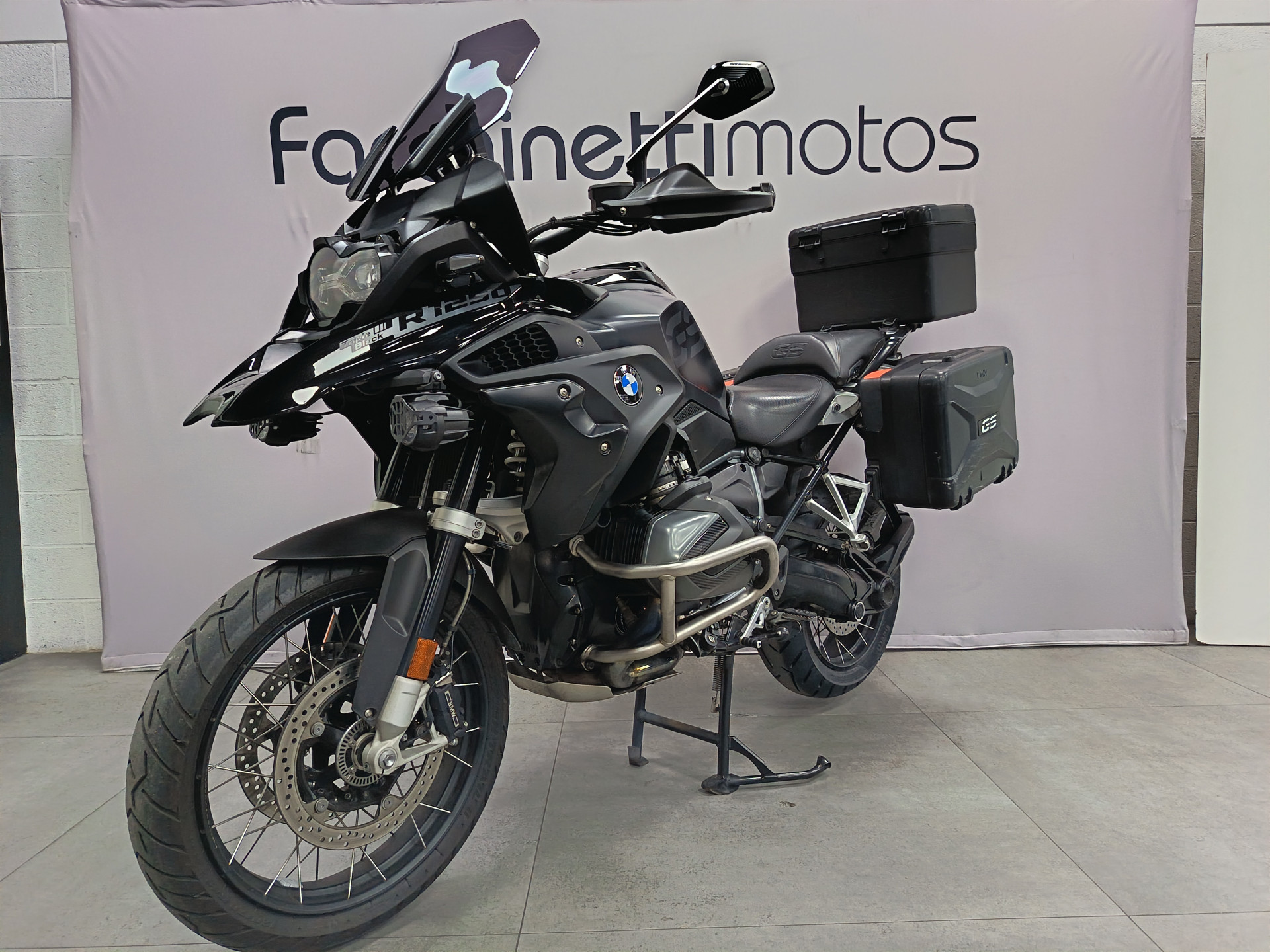 BMW R 1250 GS Triple Black - 3