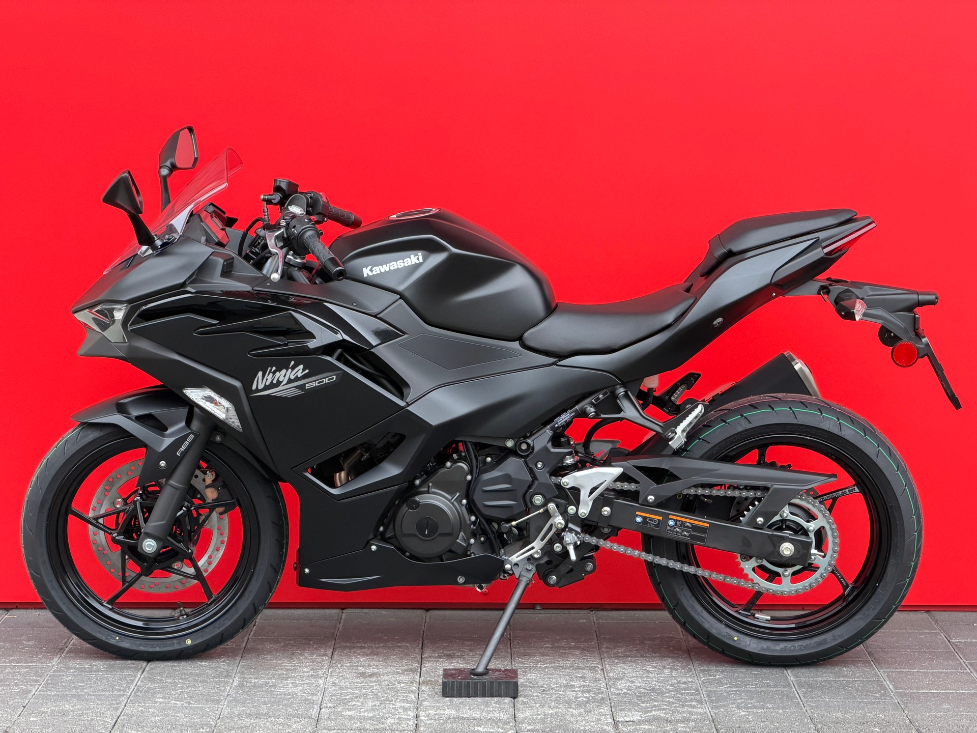 KAWASAKI Ninja 500 - 3