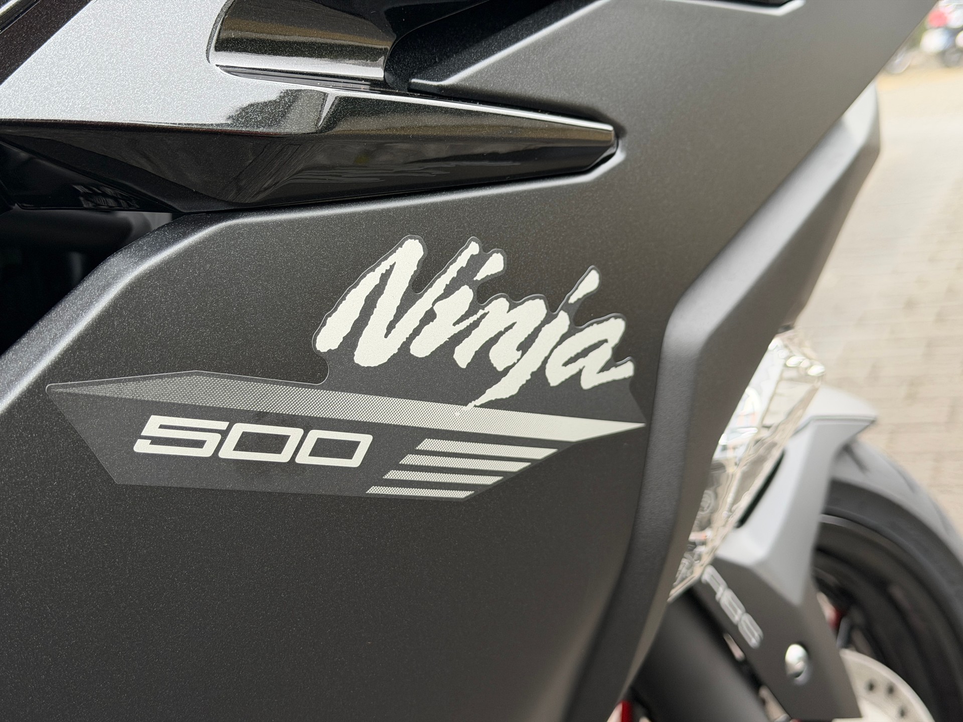 KAWASAKI Ninja 500 - 8