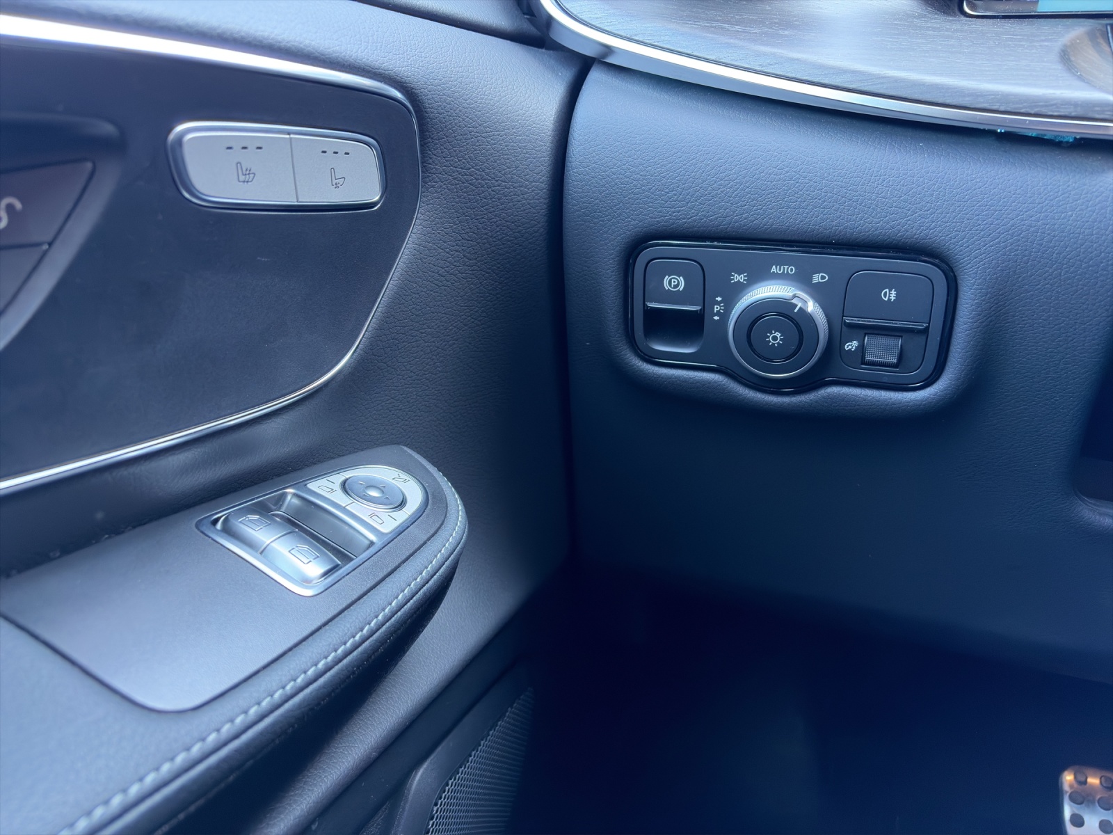 MERCEDES-BENZ V 300 d Avantgarde kompakt 4Matic 9G-Tronic - 15