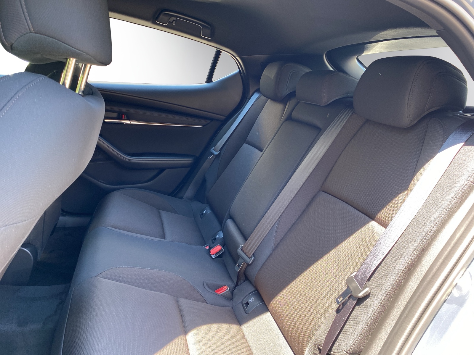 MAZDA 3 Hatchback SKYACTIV-G M Hybrid 140 Centre Line Automat - 9