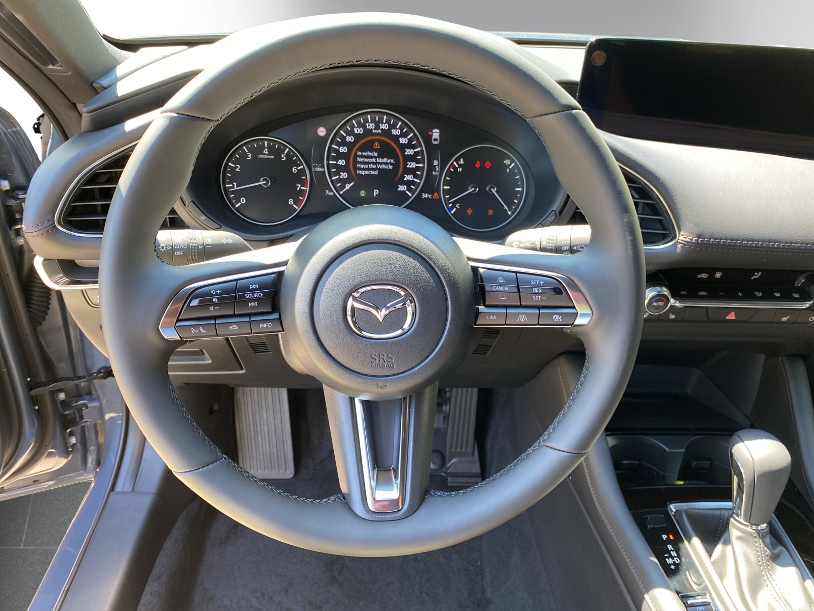 MAZDA 3 Hatchback SKYACTIV-G M Hybrid 140 Centre Line Automat - 14