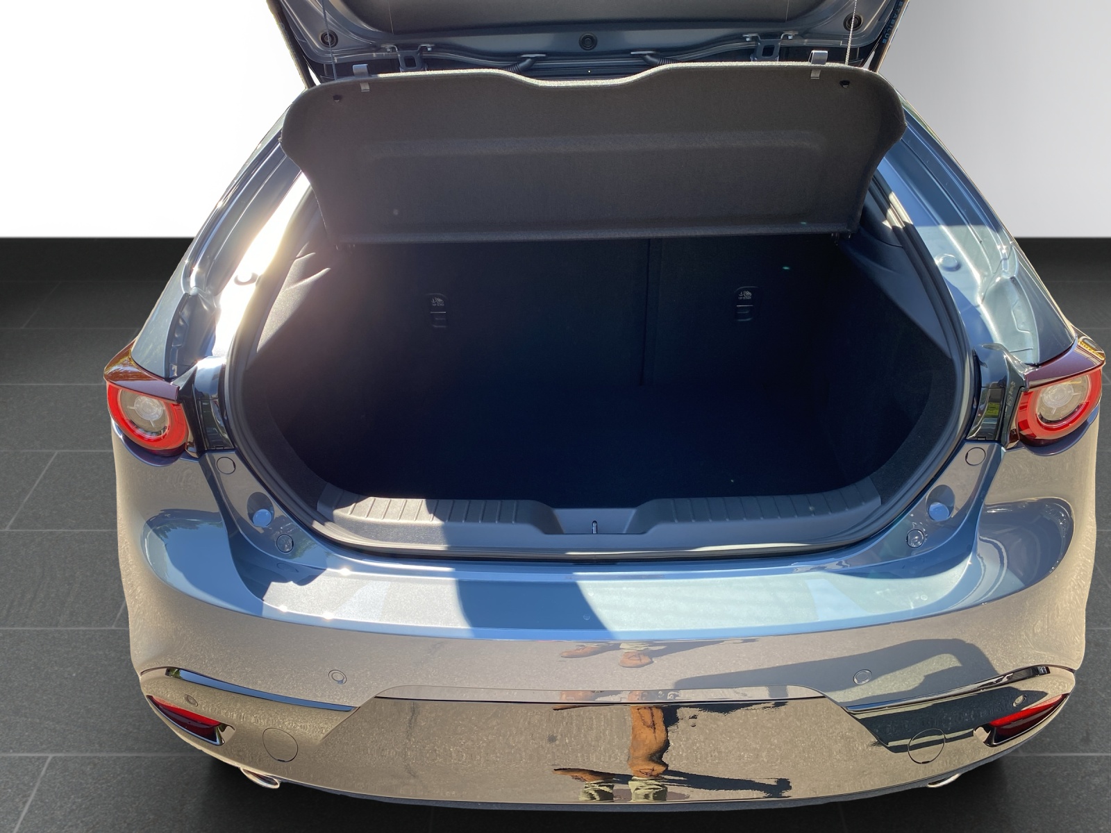 MAZDA 3 Hatchback SKYACTIV-G M Hybrid 140 Centre Line Automat - 11