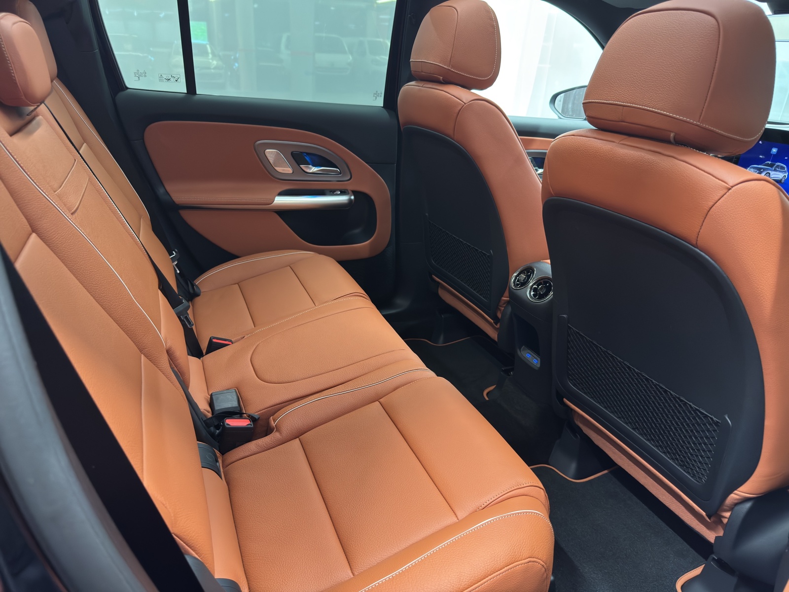 MERCEDES-BENZ GLB 220 4Matic - 10