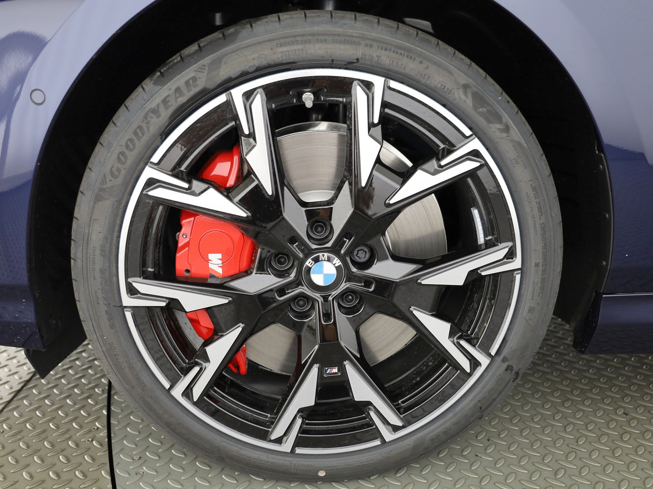 BMW 123 xDrive M Sport Pro Steptronic - 7