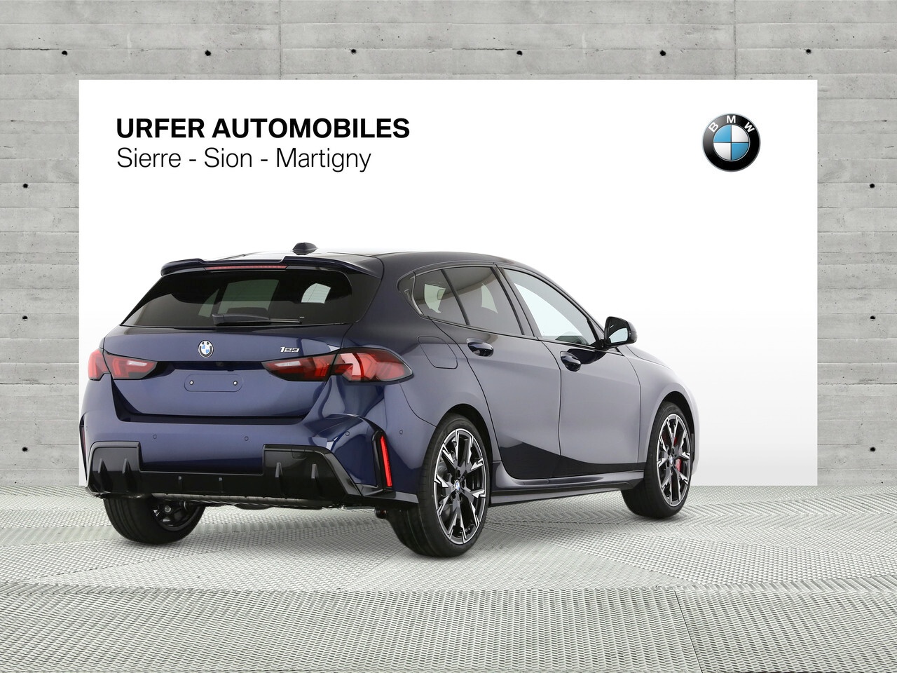 BMW 123 xDrive M Sport Pro Steptronic - 3
