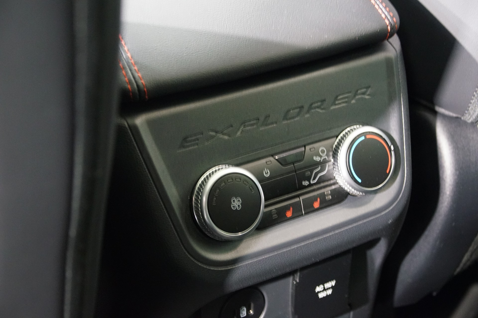 FORD Explorer 3.0 ST Benzin 400 PS - 22